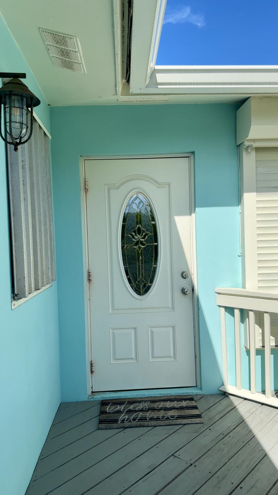 1129 Gordon Drive Property Photo 4