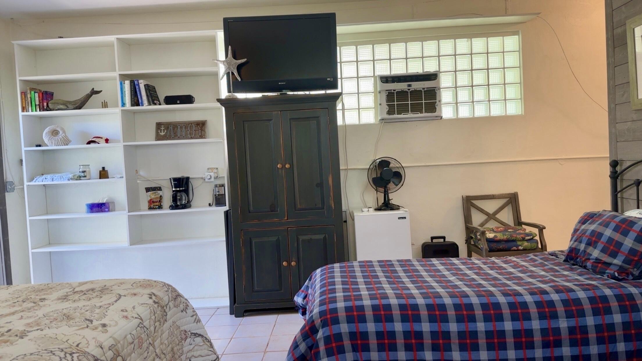 1129 Gordon Drive Property Photo 17