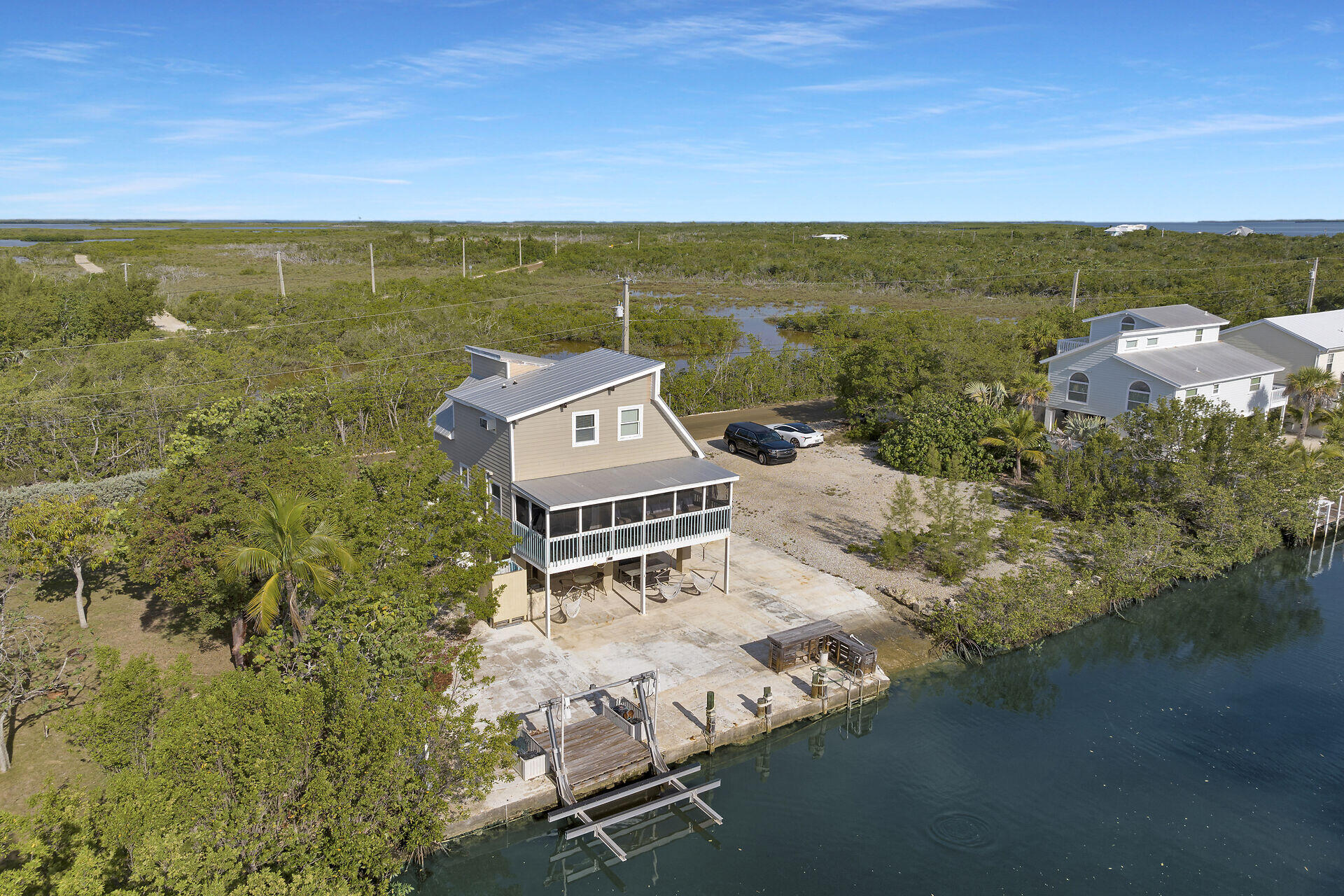 813 Hawksbill Lane Property Photo 9