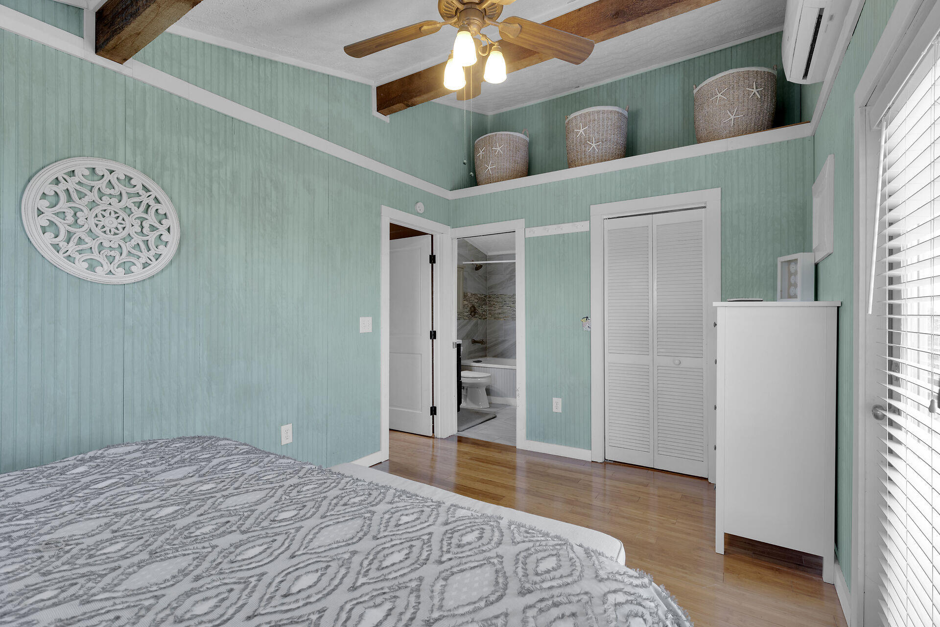 813 Hawksbill Lane Property Photo 37