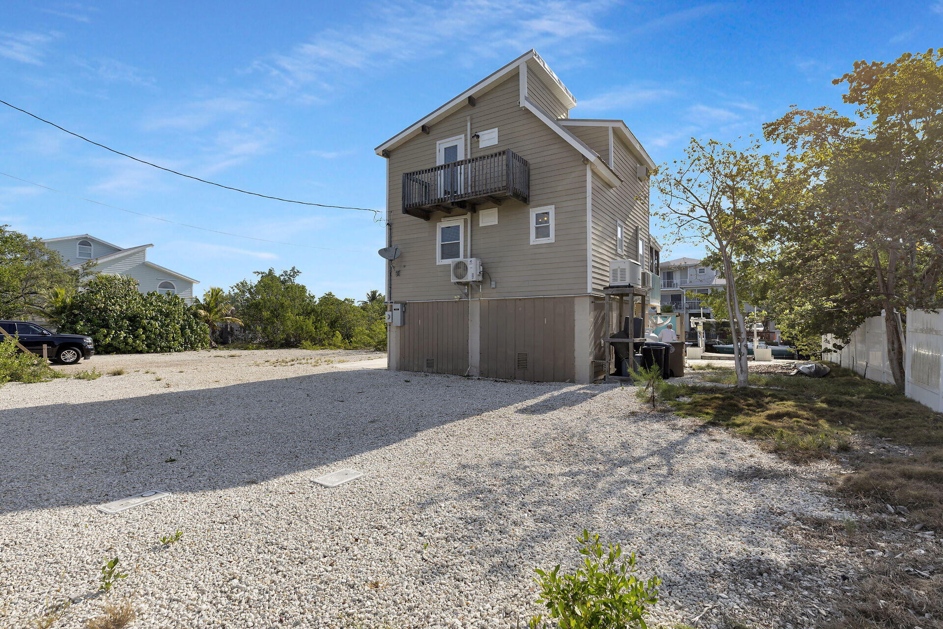 813 Hawksbill Lane Property Photo 47