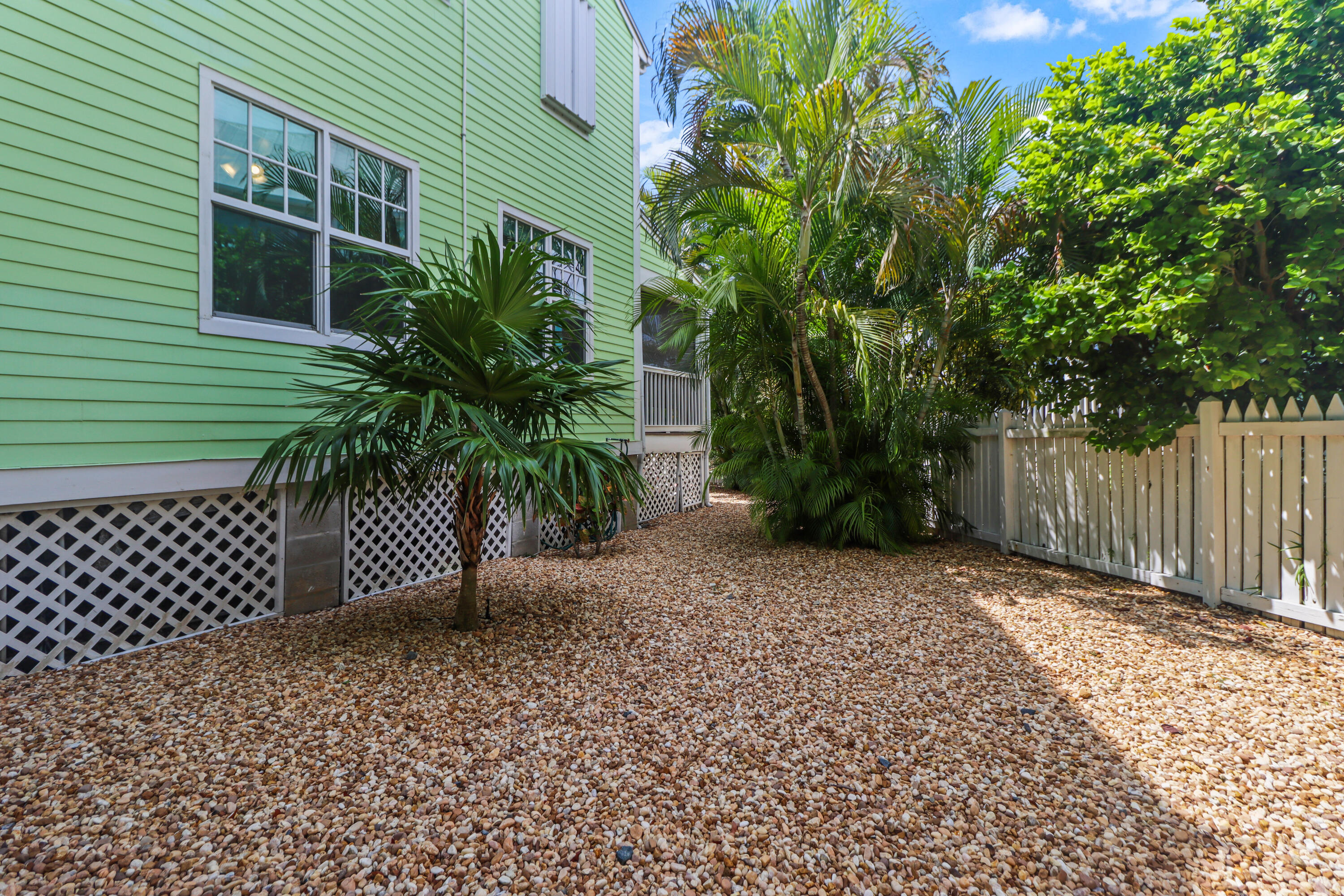14 Kingfisher Lane Property Photo 34