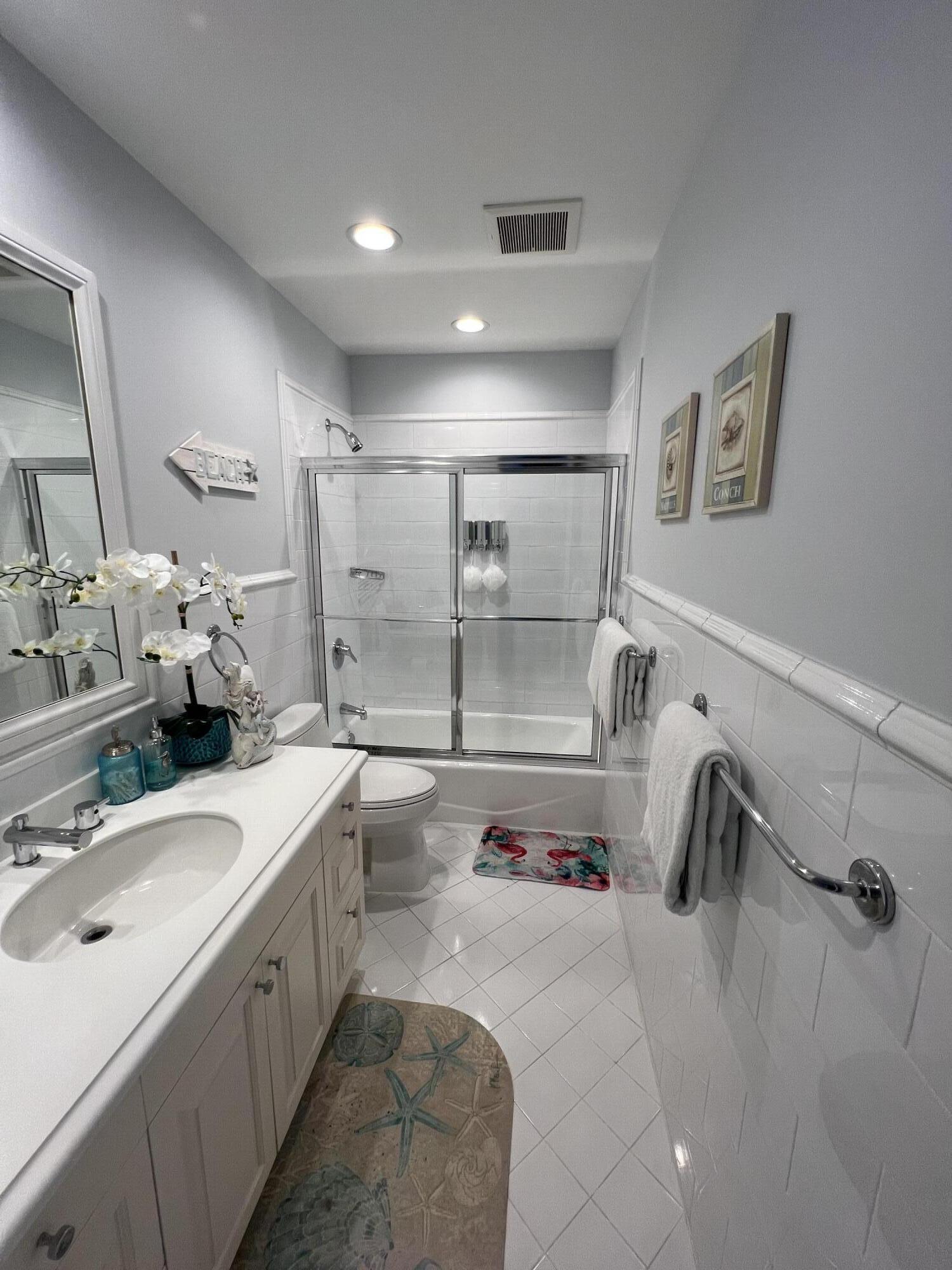 124 S Indies Drive Property Photo 13