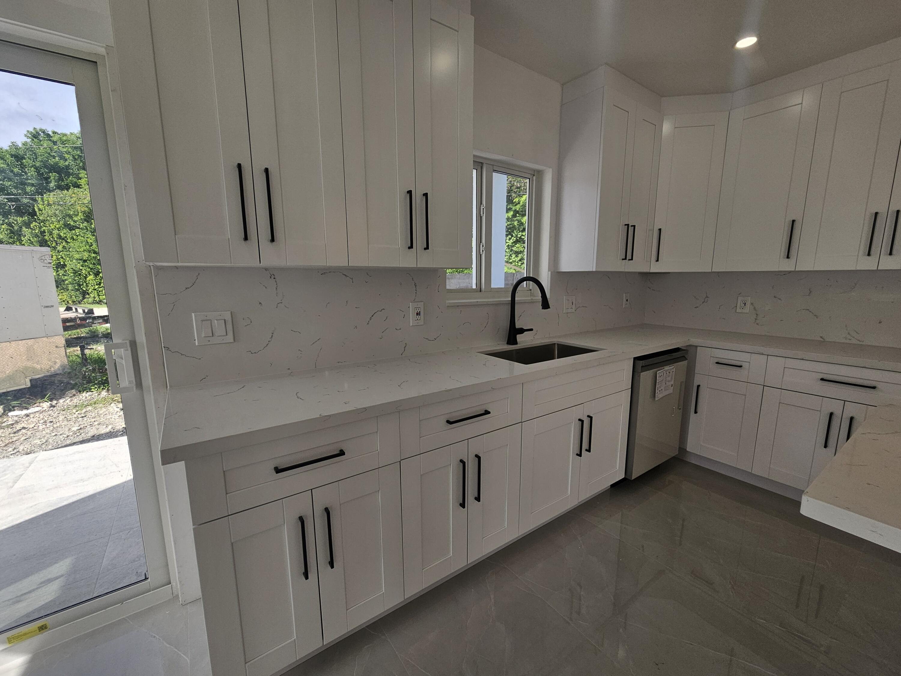 1 Orange Drive Property Photo 6