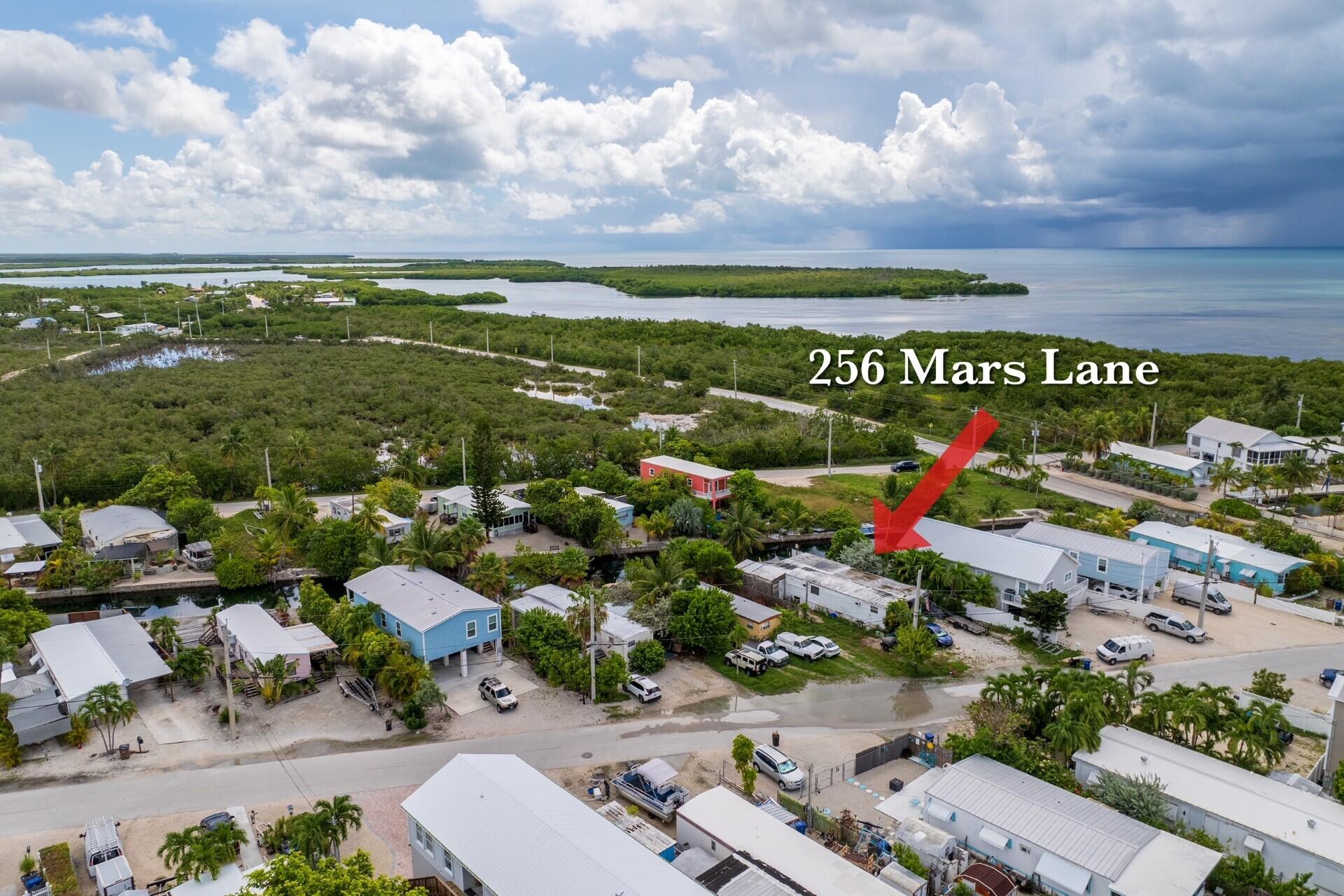 256 Mars Lane Property Photo 2