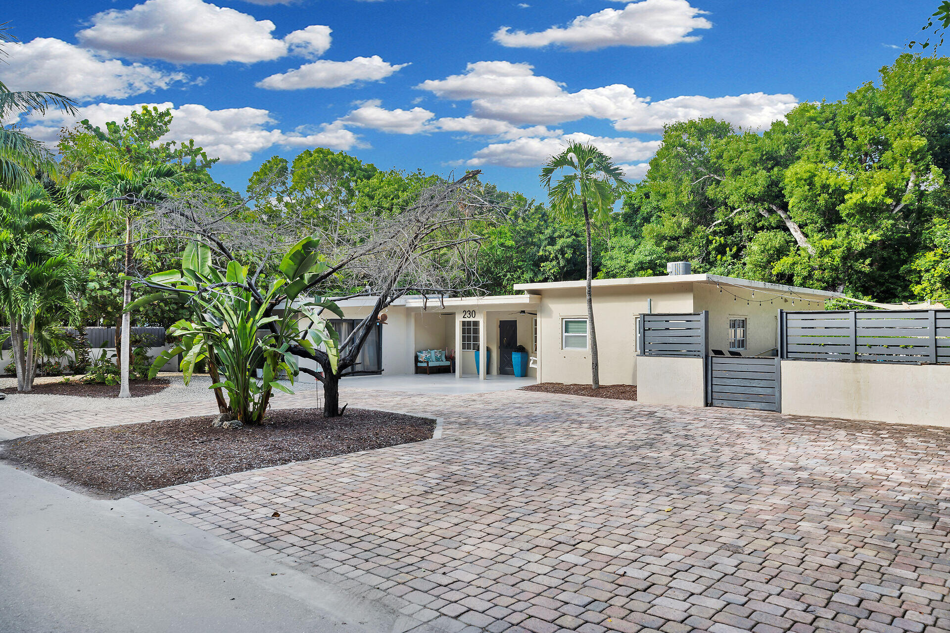 230 Key Honey Lane Property Photo 1