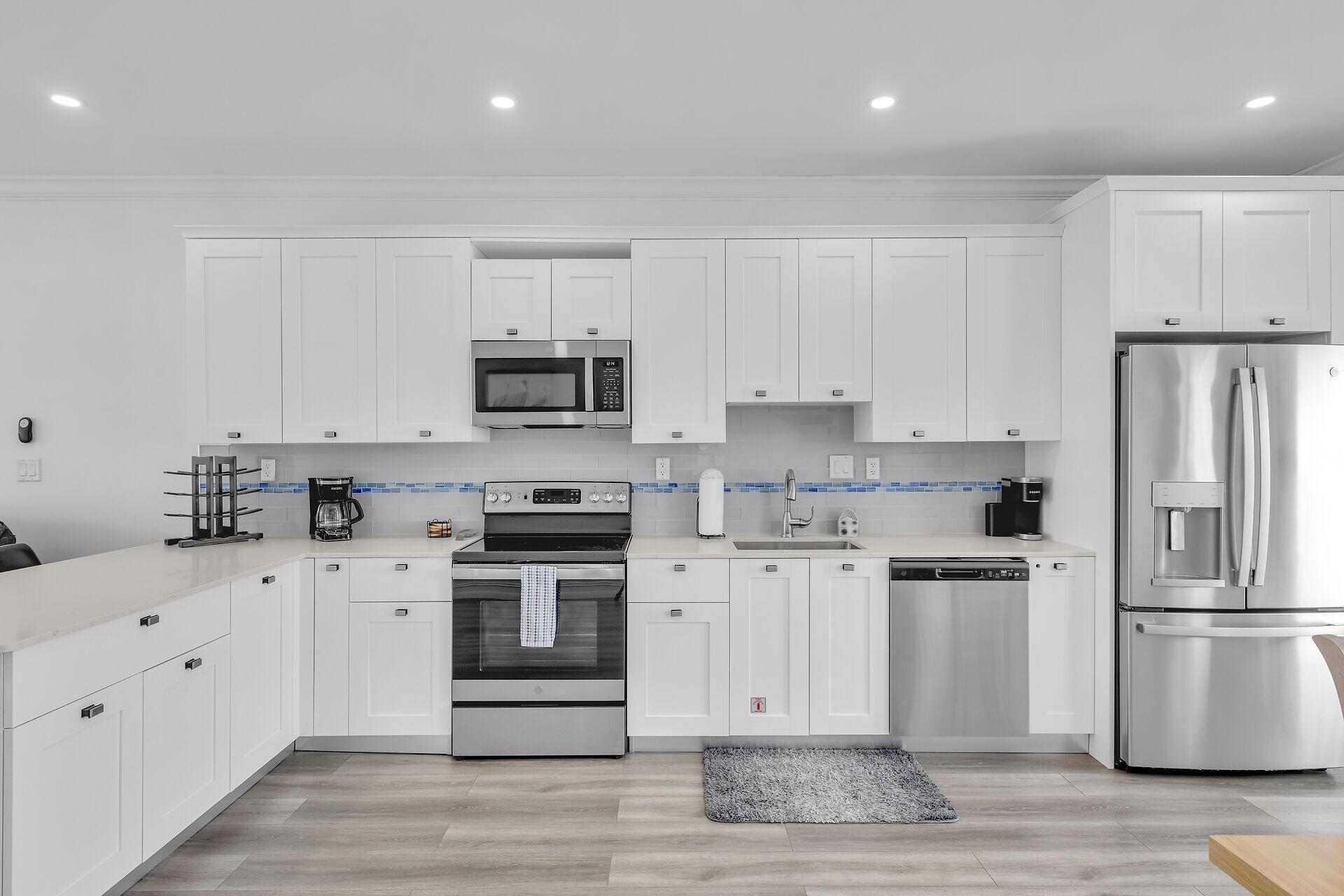 501 E Ocean Drive 9 Property Photo 8