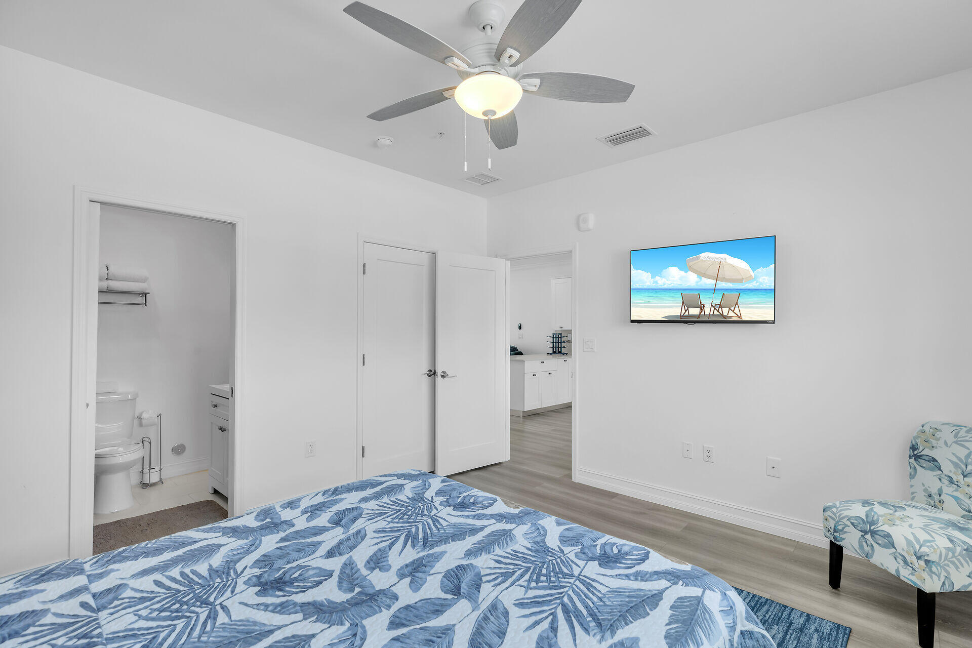 501 E Ocean Drive 9 Property Photo 26