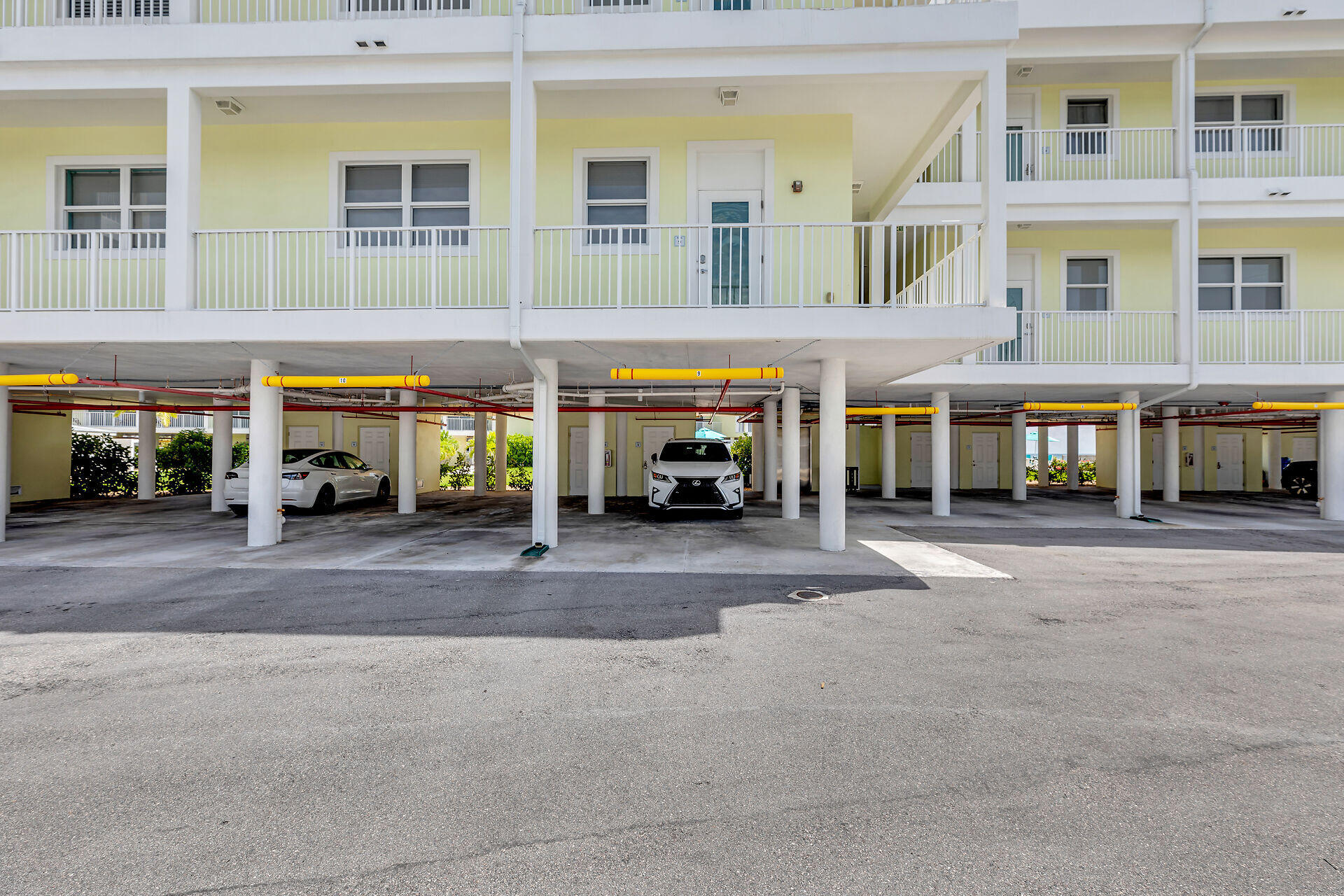 501 E Ocean Drive 9 Property Photo 32