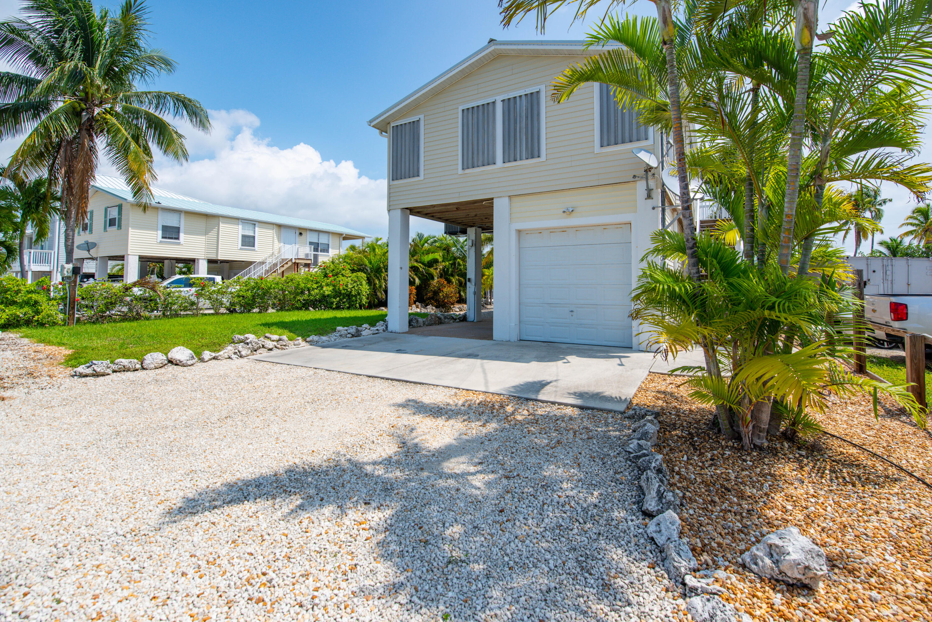 923 Indies Road Property Photo 1