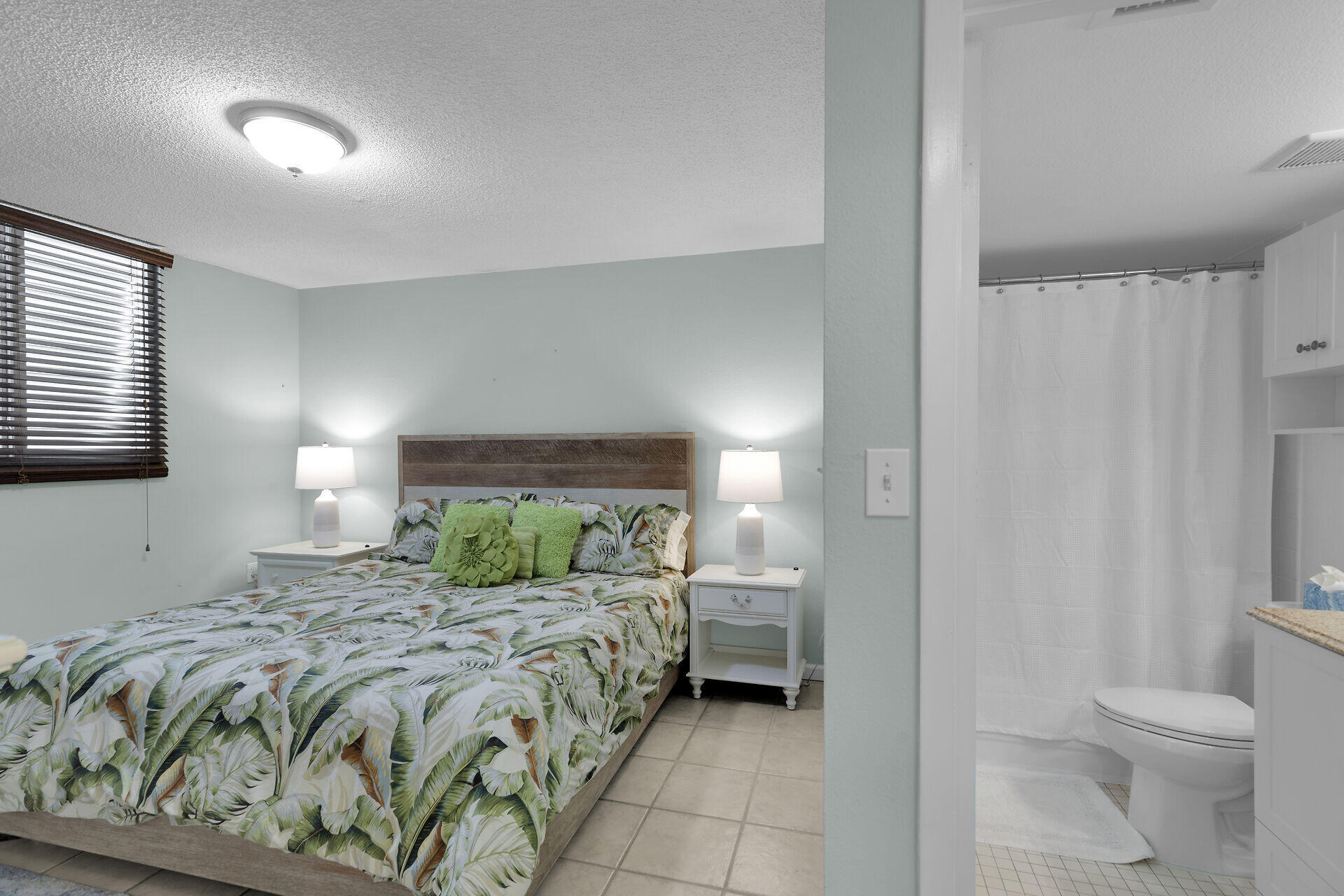 3930 S 3930 Roosevelt Boulevard, S111 Property Photo 19