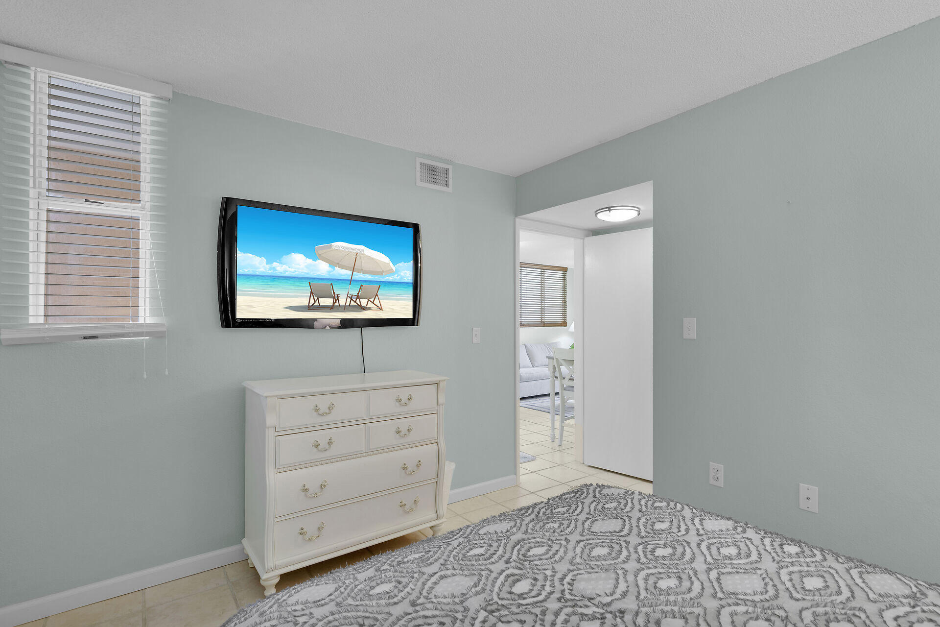 3930 S 3930 Roosevelt Boulevard, S111 Property Photo 24