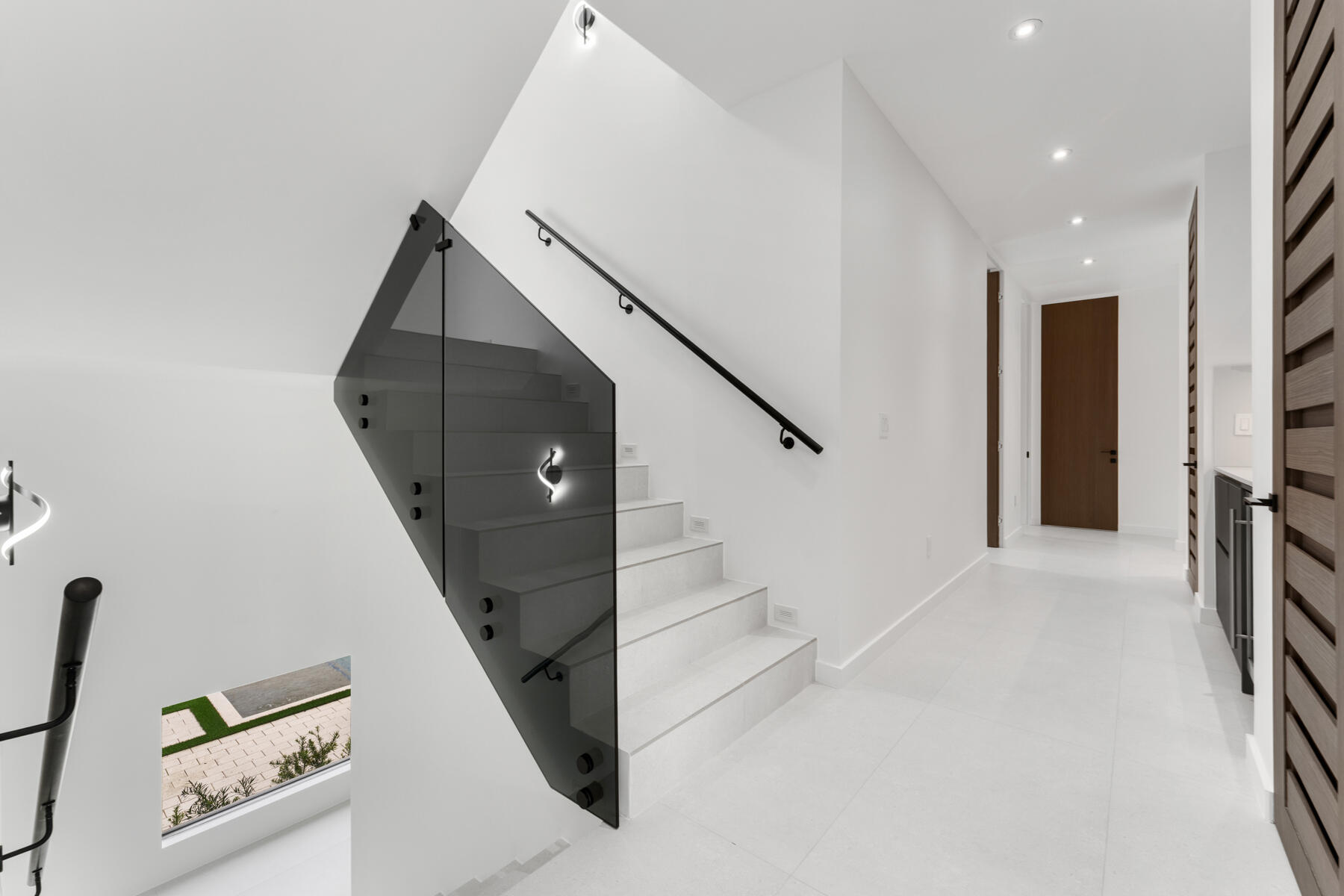 64 Andros Road Property Photo 12
