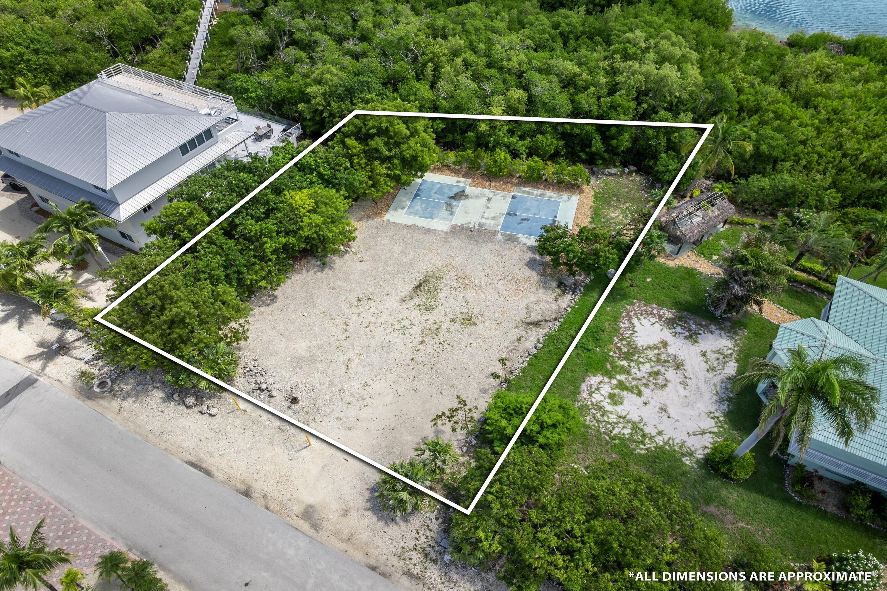 313 Stirrup Key Boulevard Property Photo 8