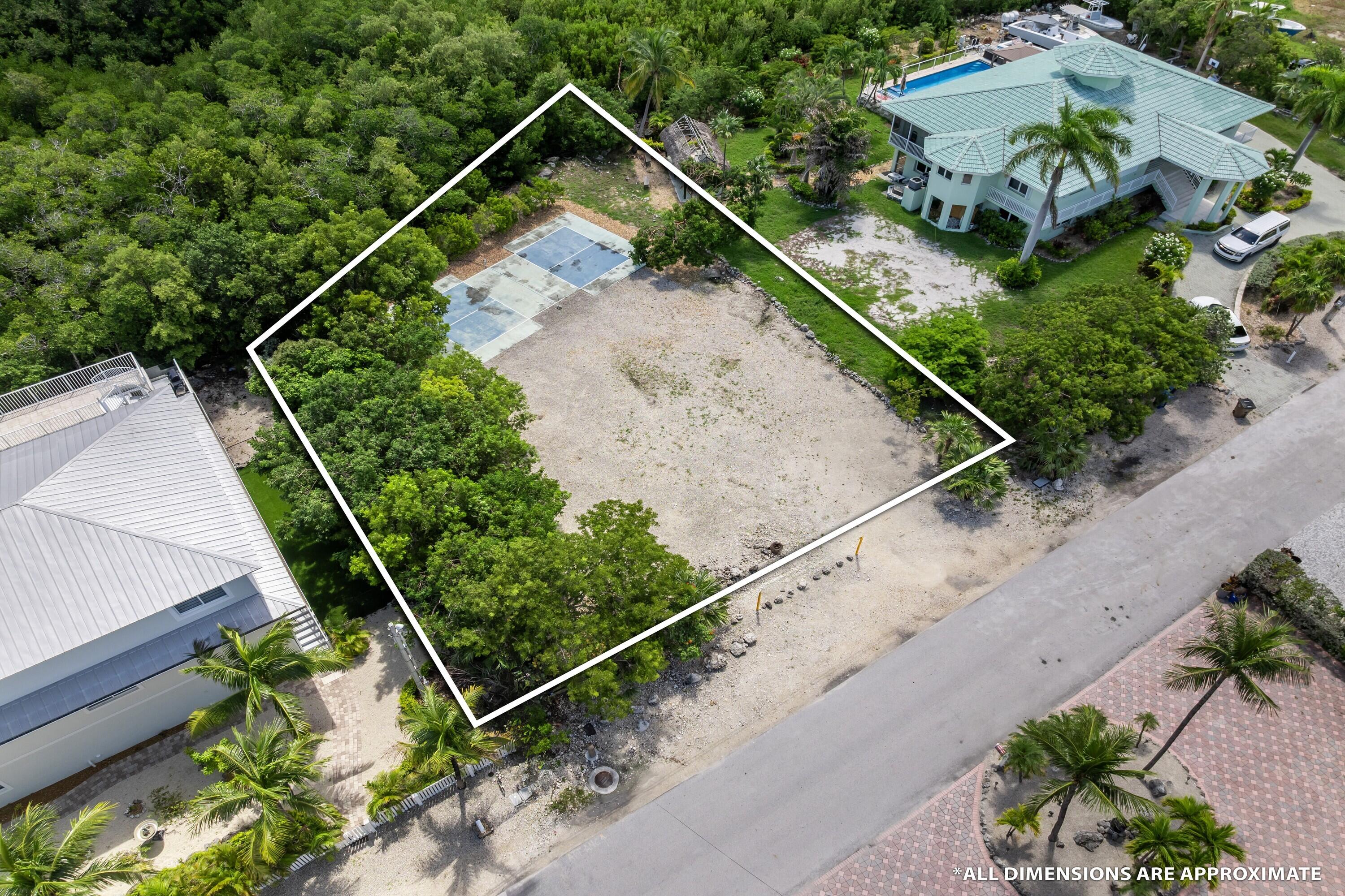 313 Stirrup Key Boulevard Property Photo 9