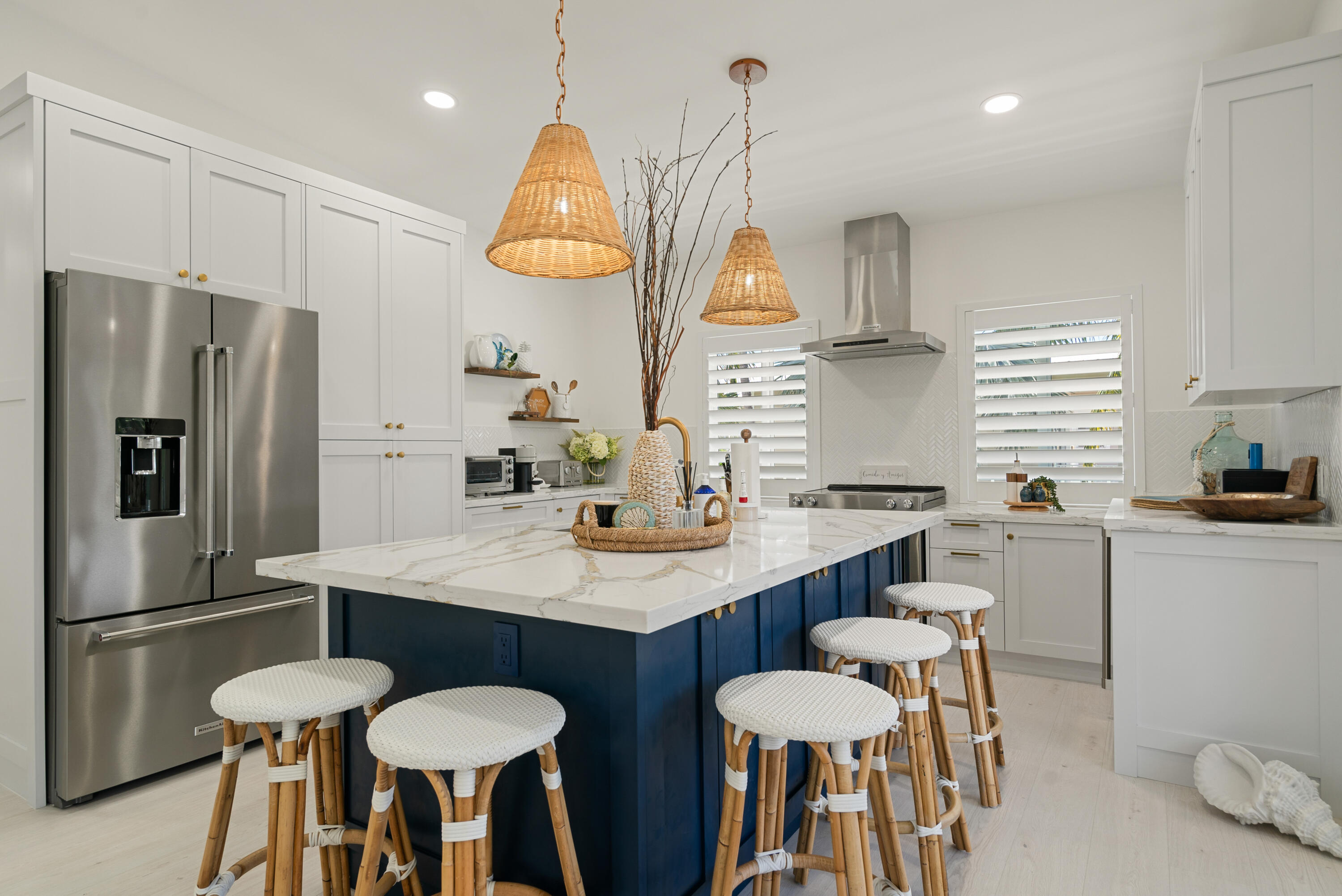 889 Ellen Drive Property Photo 6