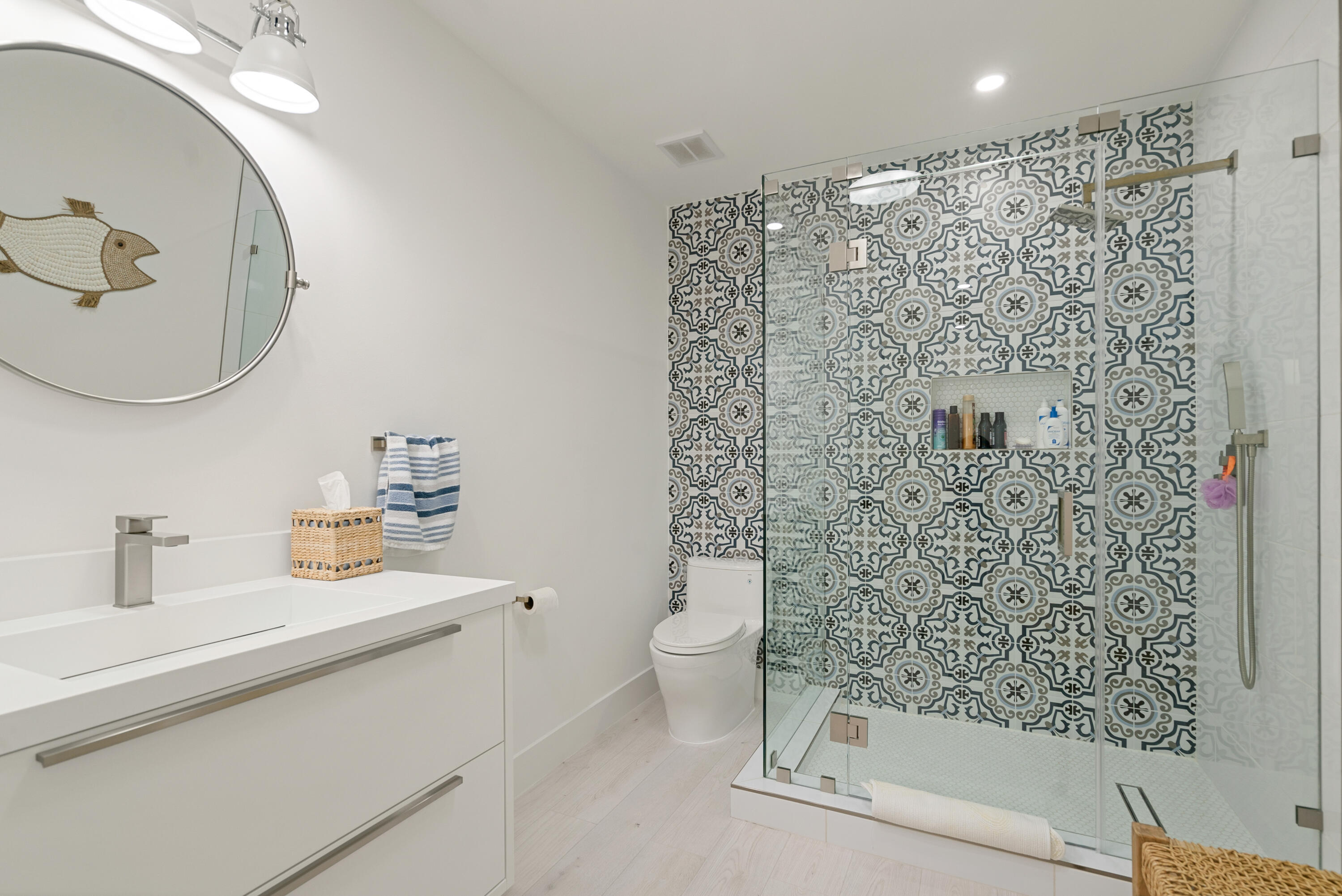 889 Ellen Drive Property Photo 16