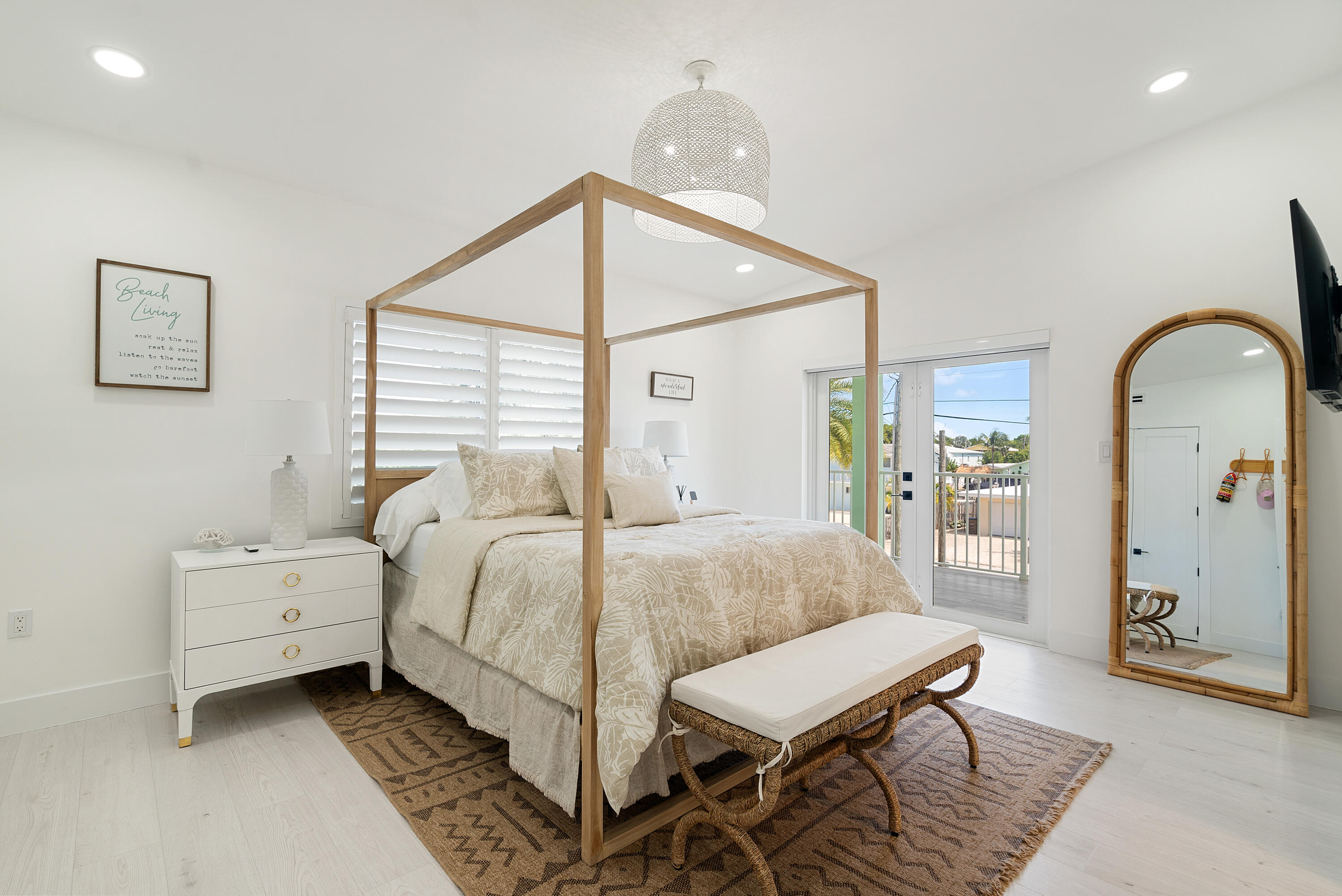 889 Ellen Drive Property Photo 17