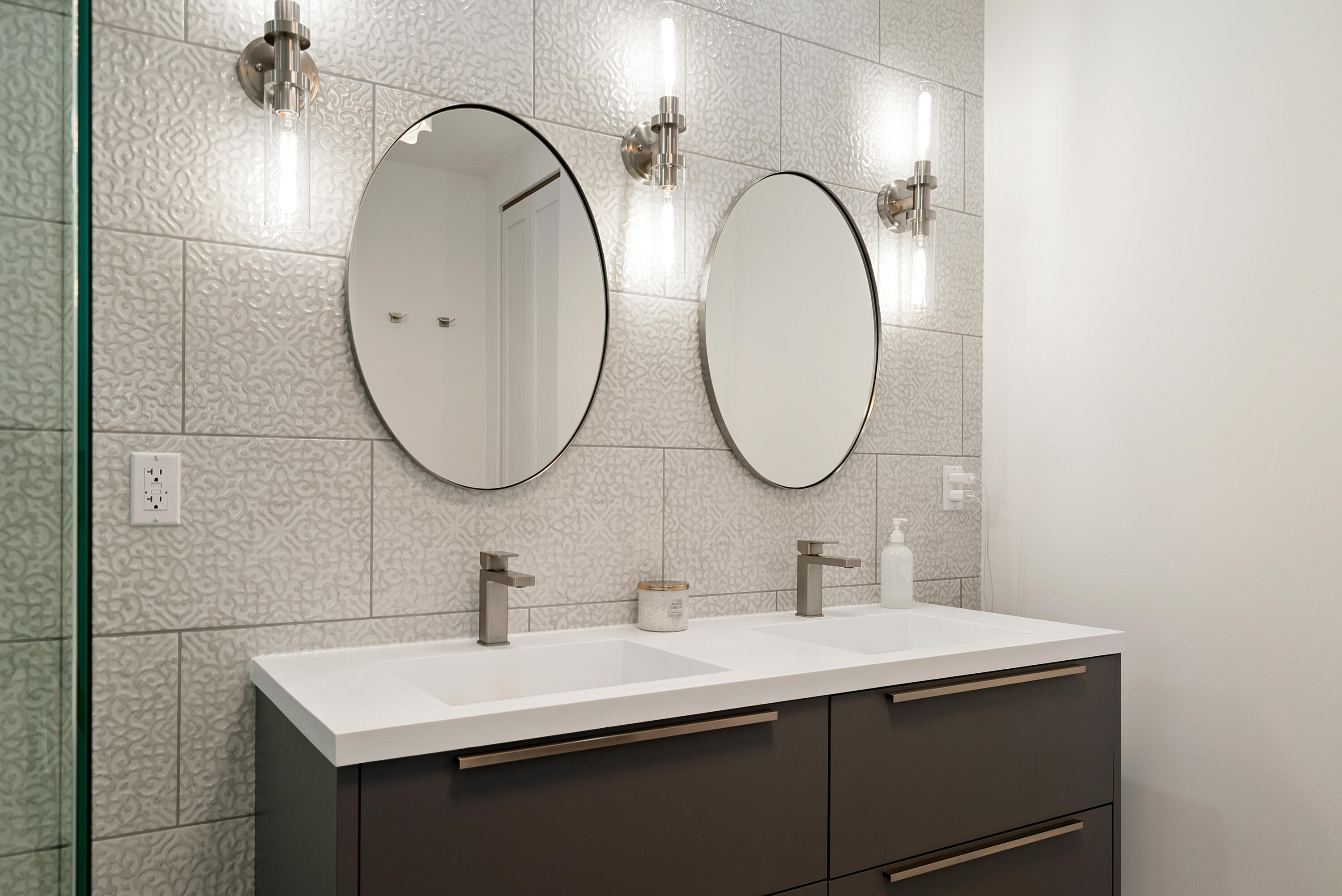 889 Ellen Drive Property Photo 20