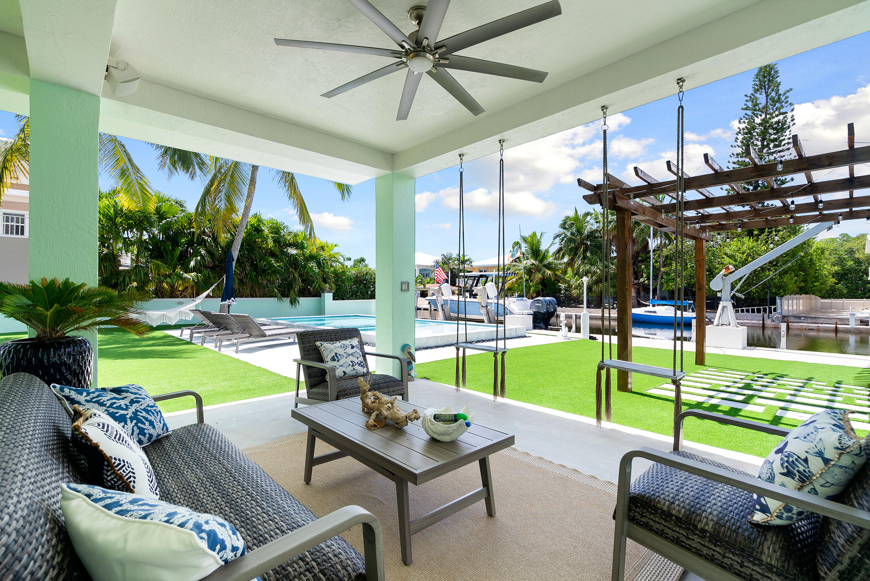 889 Ellen Drive Property Photo 28