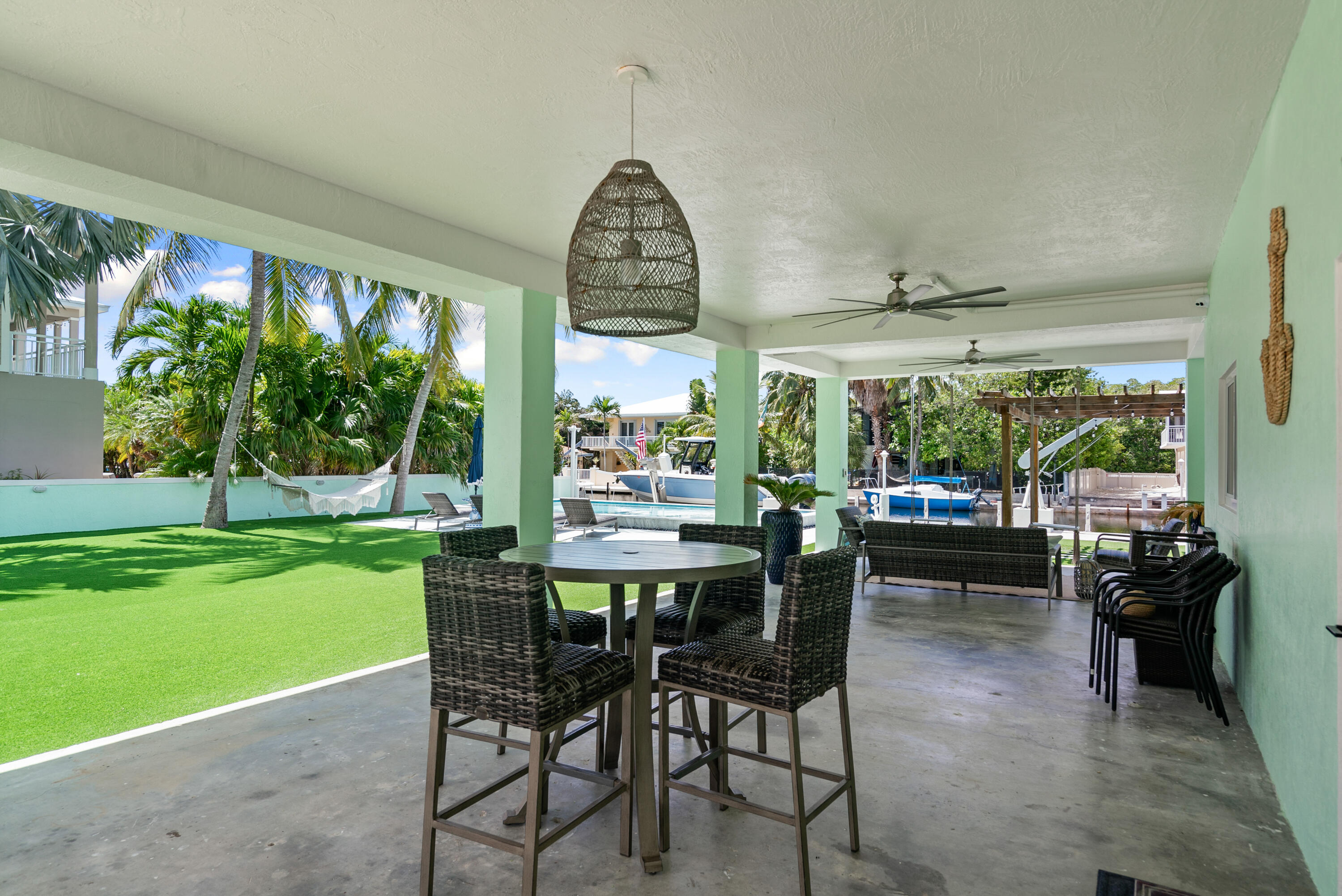 889 Ellen Drive Property Photo 29