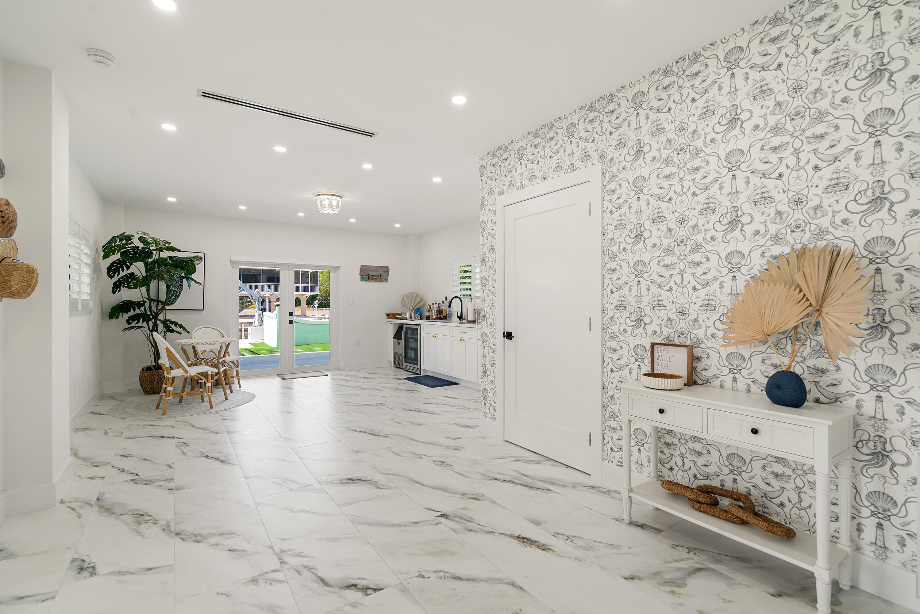 889 Ellen Drive Property Photo 30