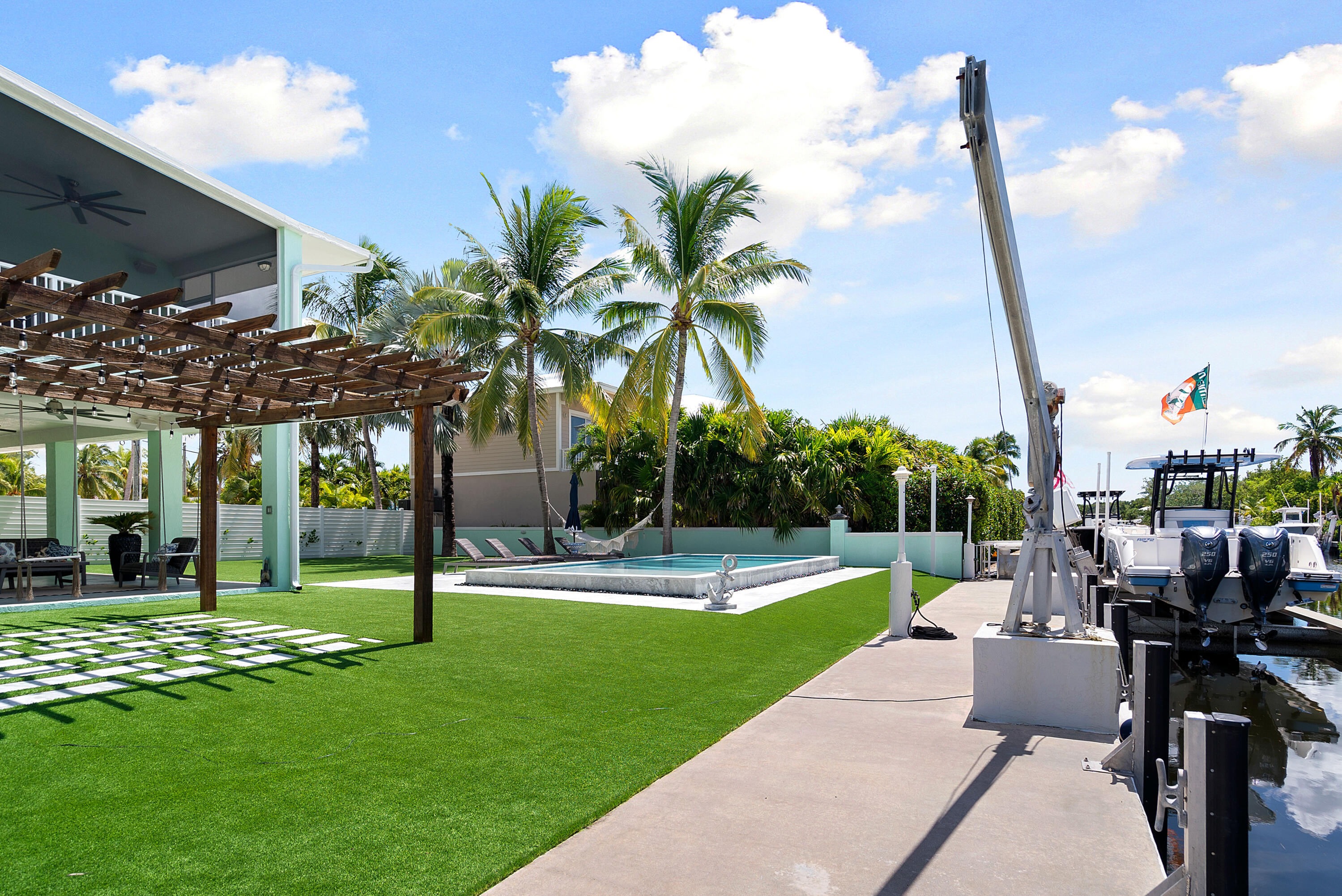 889 Ellen Drive Property Photo 47