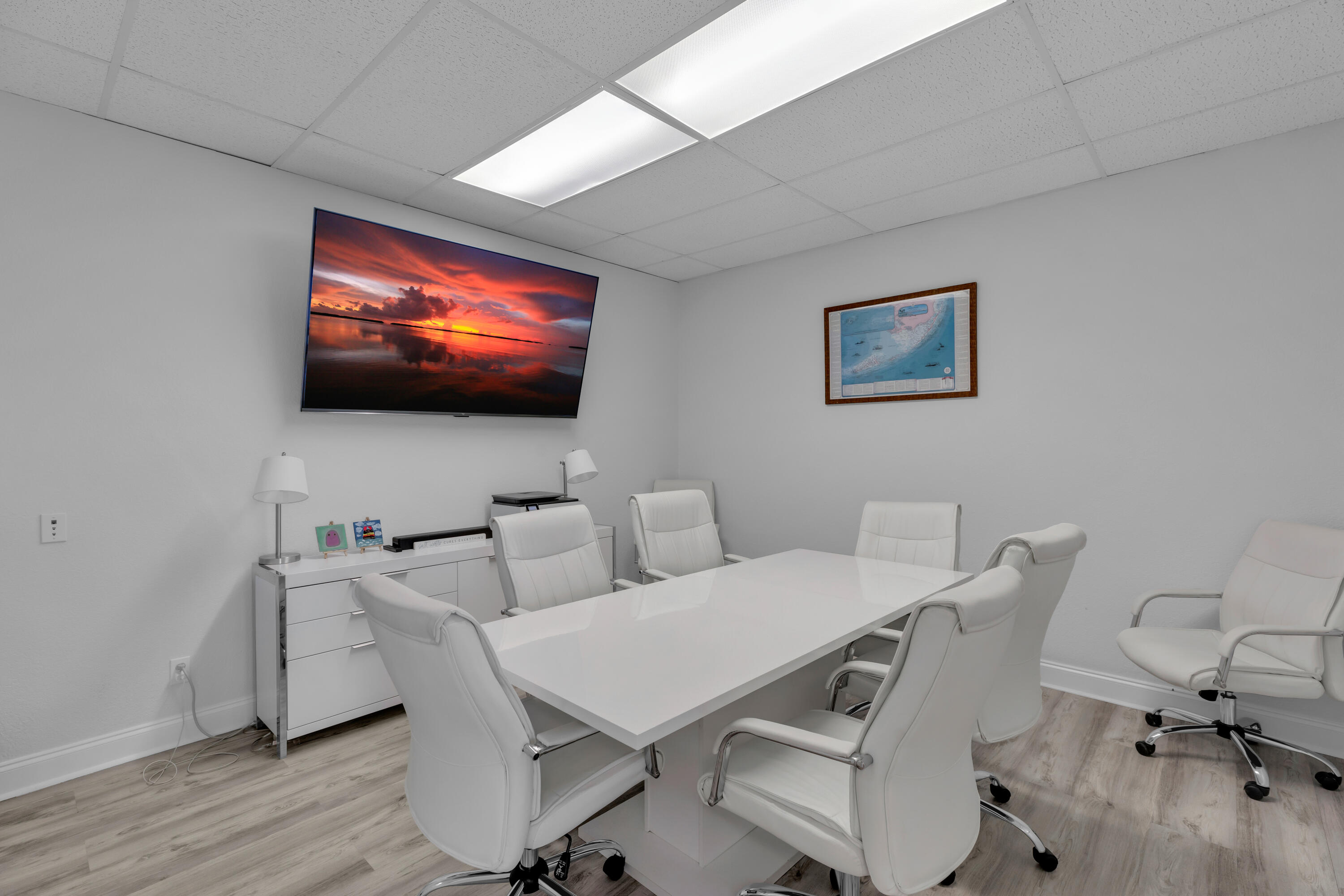 3718 N Roosevelt Boulevard Property Photo 3