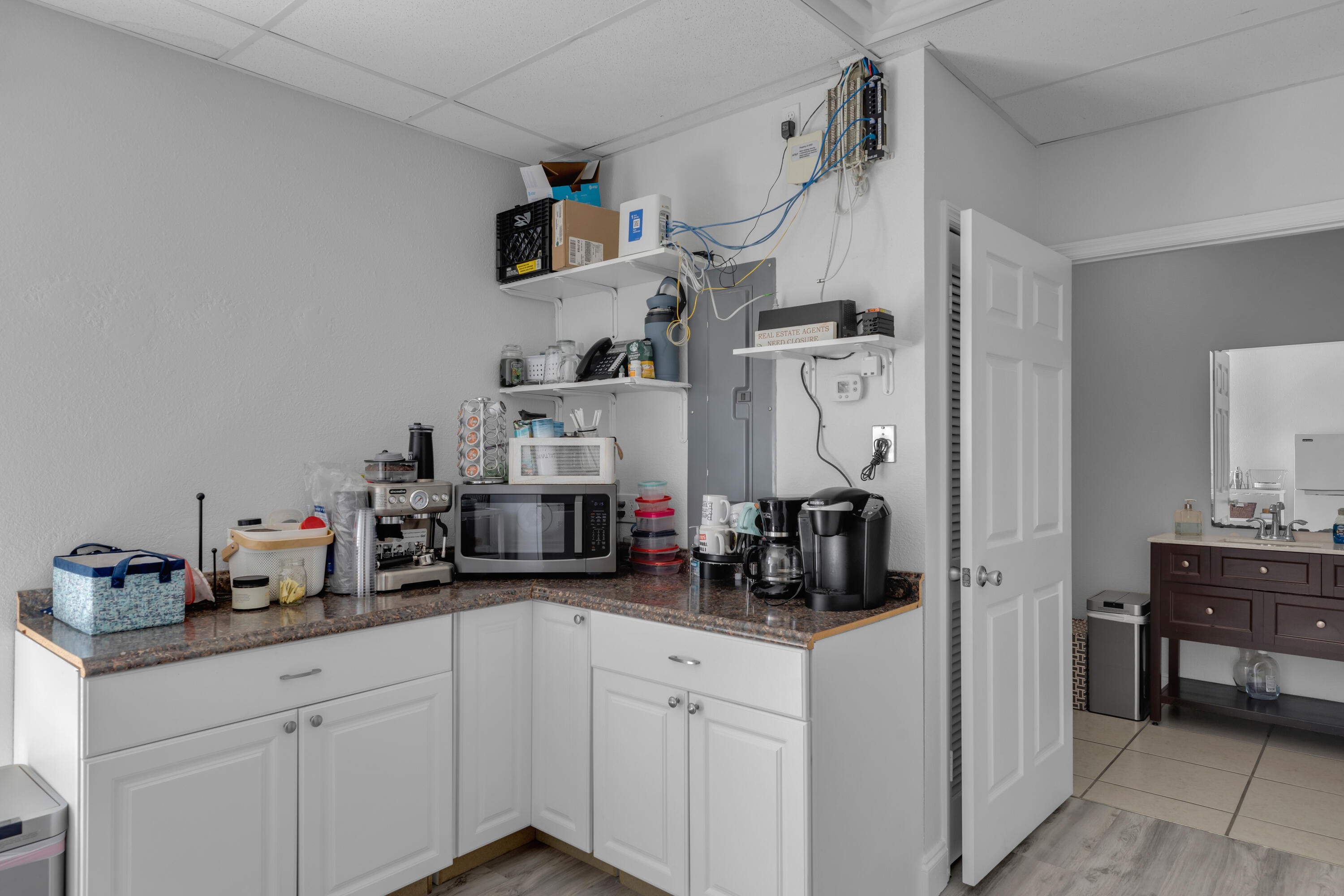 3718 N Roosevelt Boulevard Property Photo 11