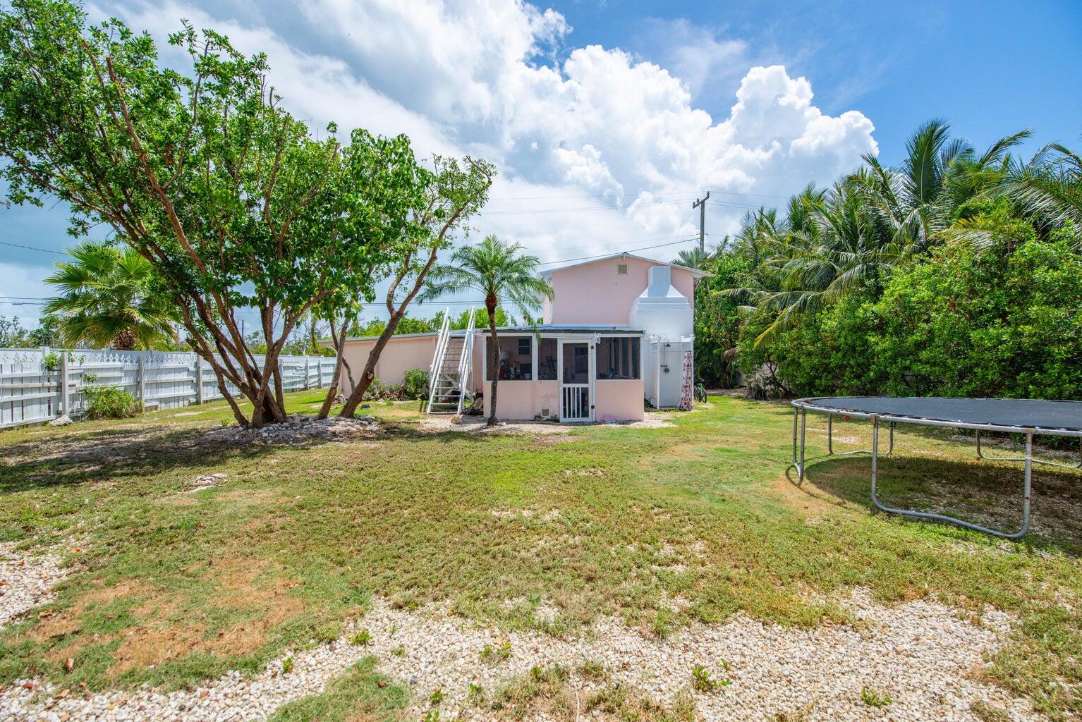 31541 Avenue A Property Photo 6
