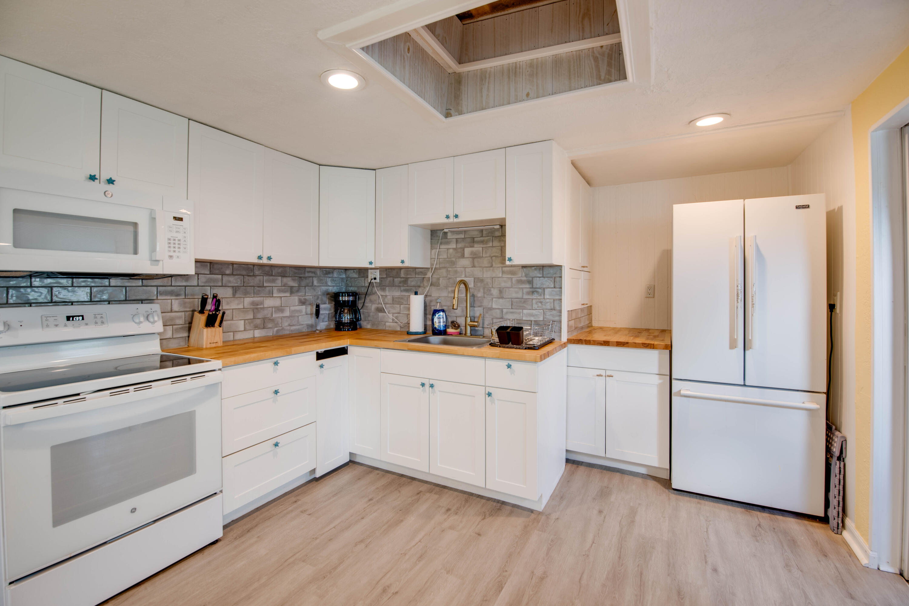 31541 Avenue A Property Photo 16