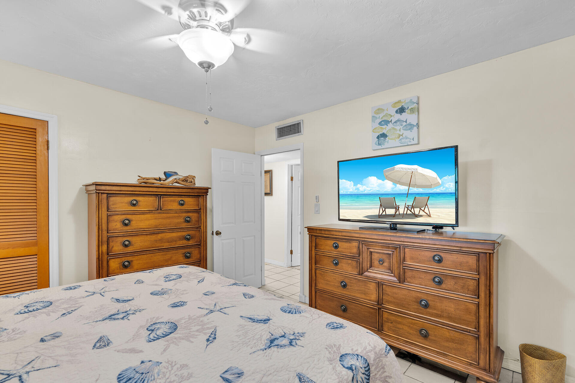 5353 Dogwood Dell Street Property Photo 23