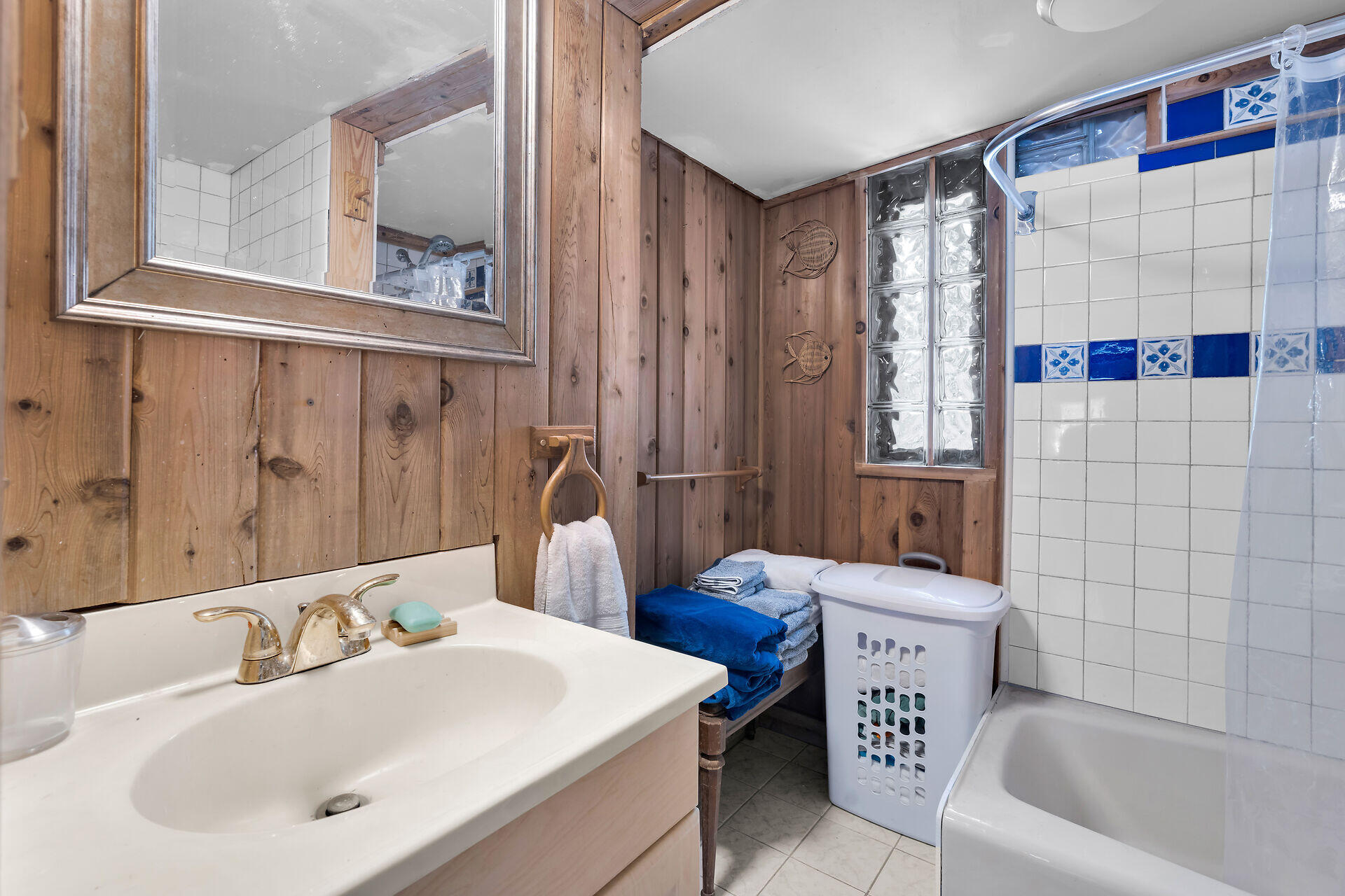 5353 Dogwood Dell Street Property Photo 32