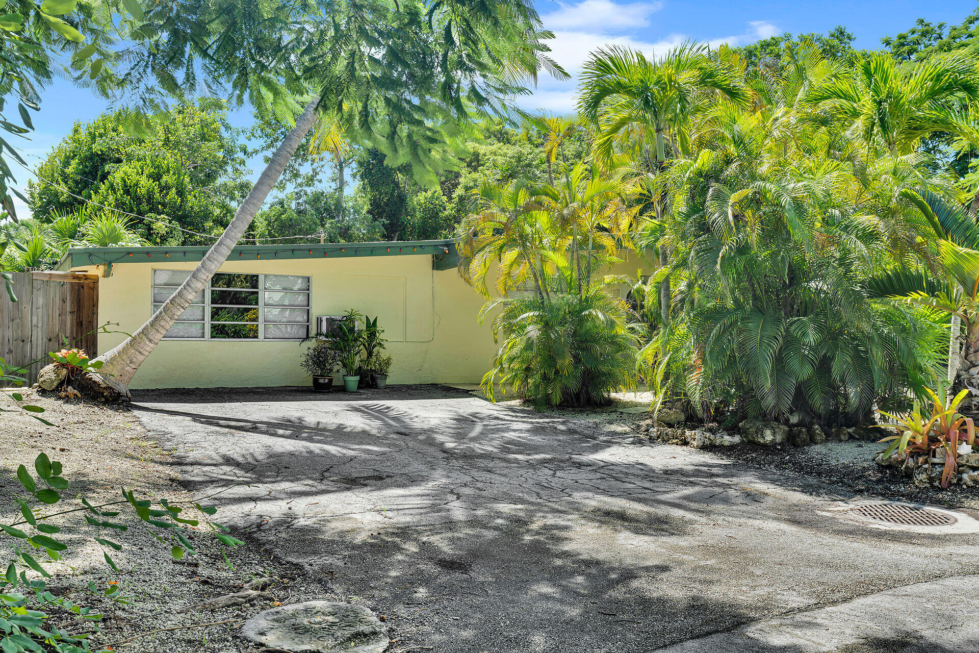 5353 Dogwood Dell Street Property Photo 44