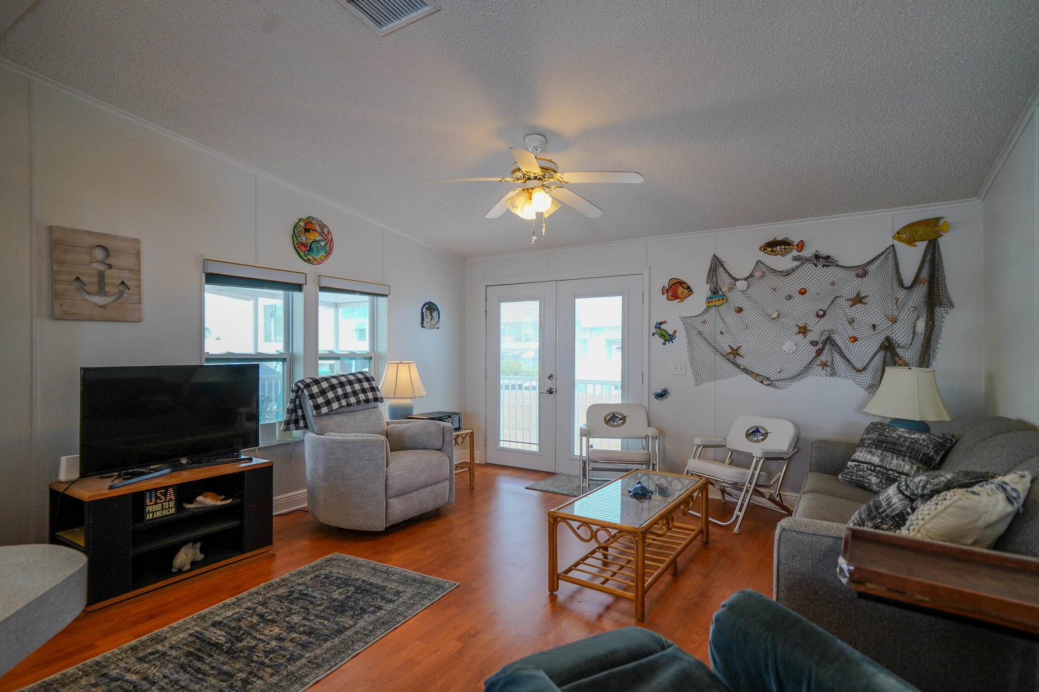 185 W Avenue A Property Photo 8