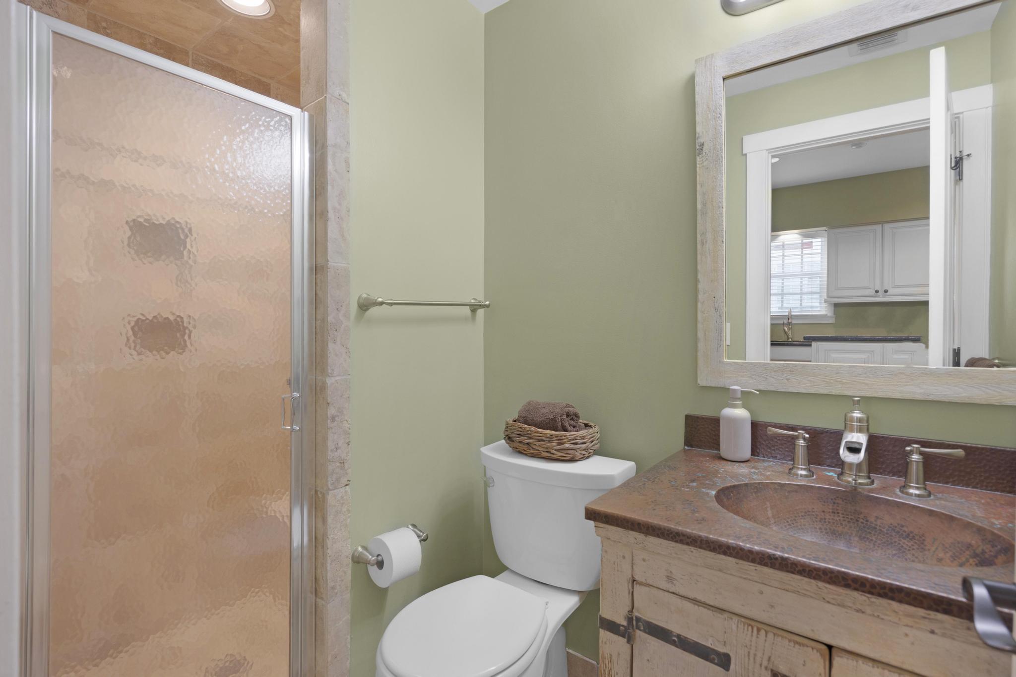 606 Truman Avenue, 10 Property Photo 8