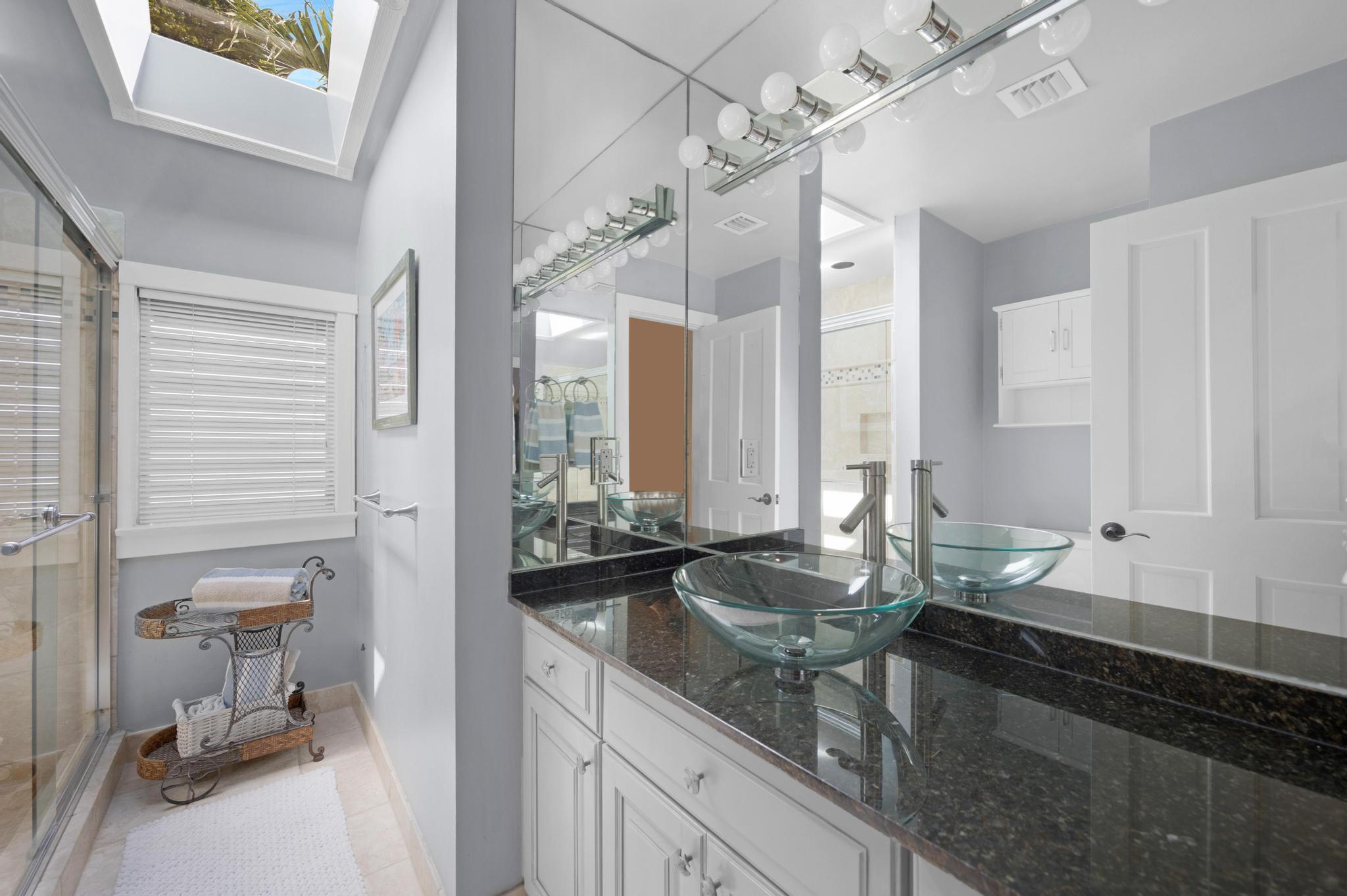 606 Truman Avenue, 10 Property Photo 13