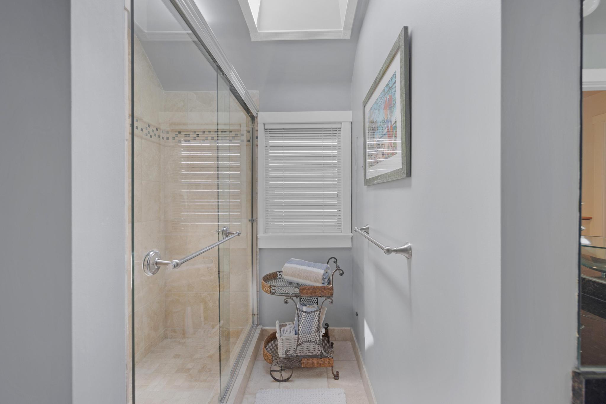 606 Truman Avenue, 10 Property Photo 14