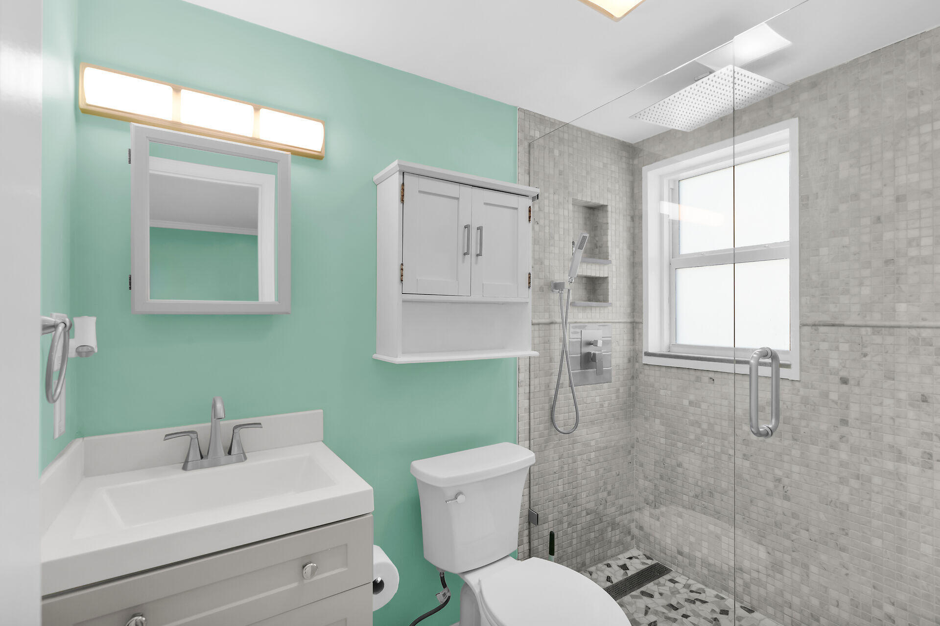 201 Coppitt Road 202c Property Photo 17