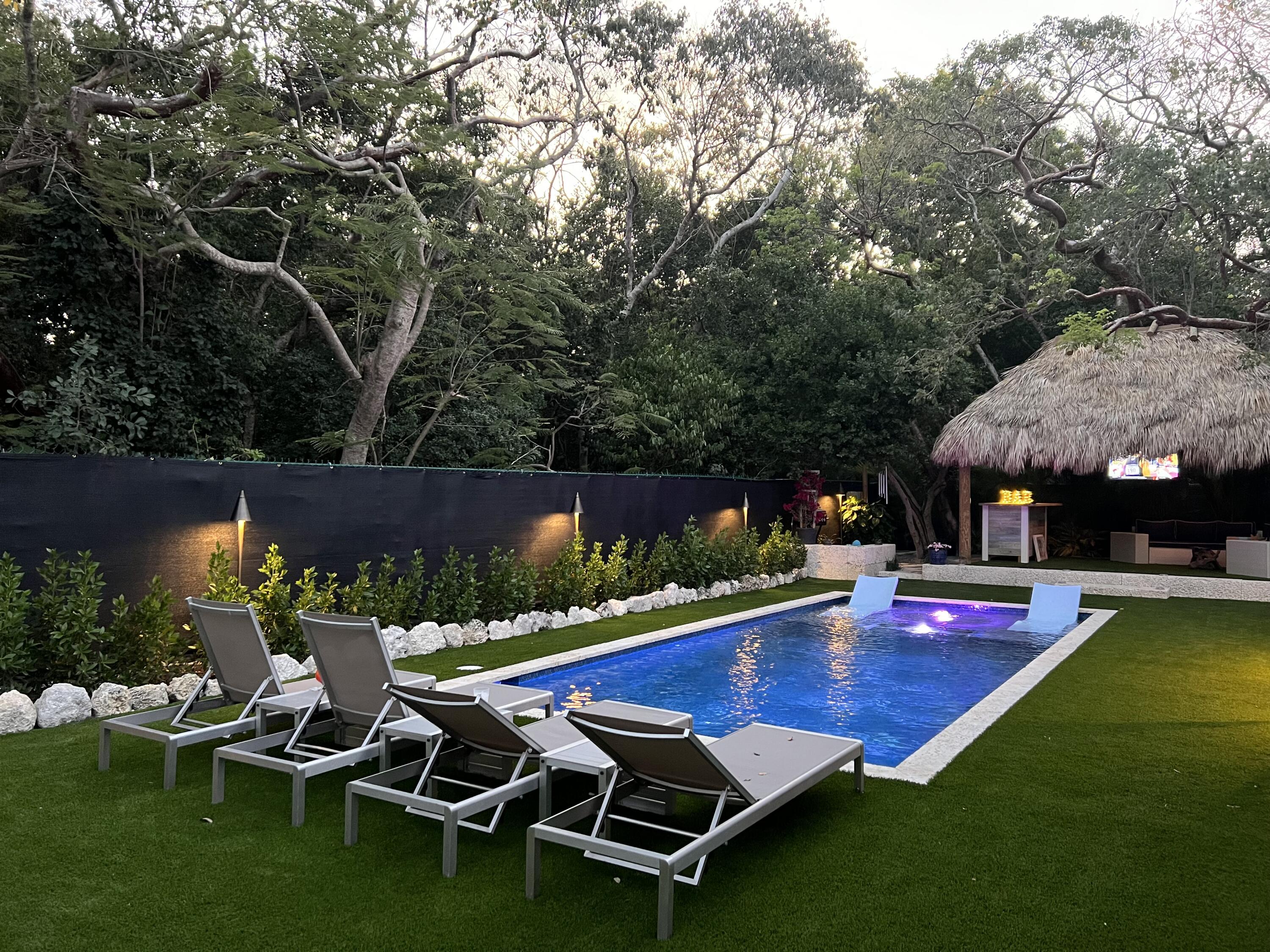 218 Matecumbe Avenue Property Photo 2