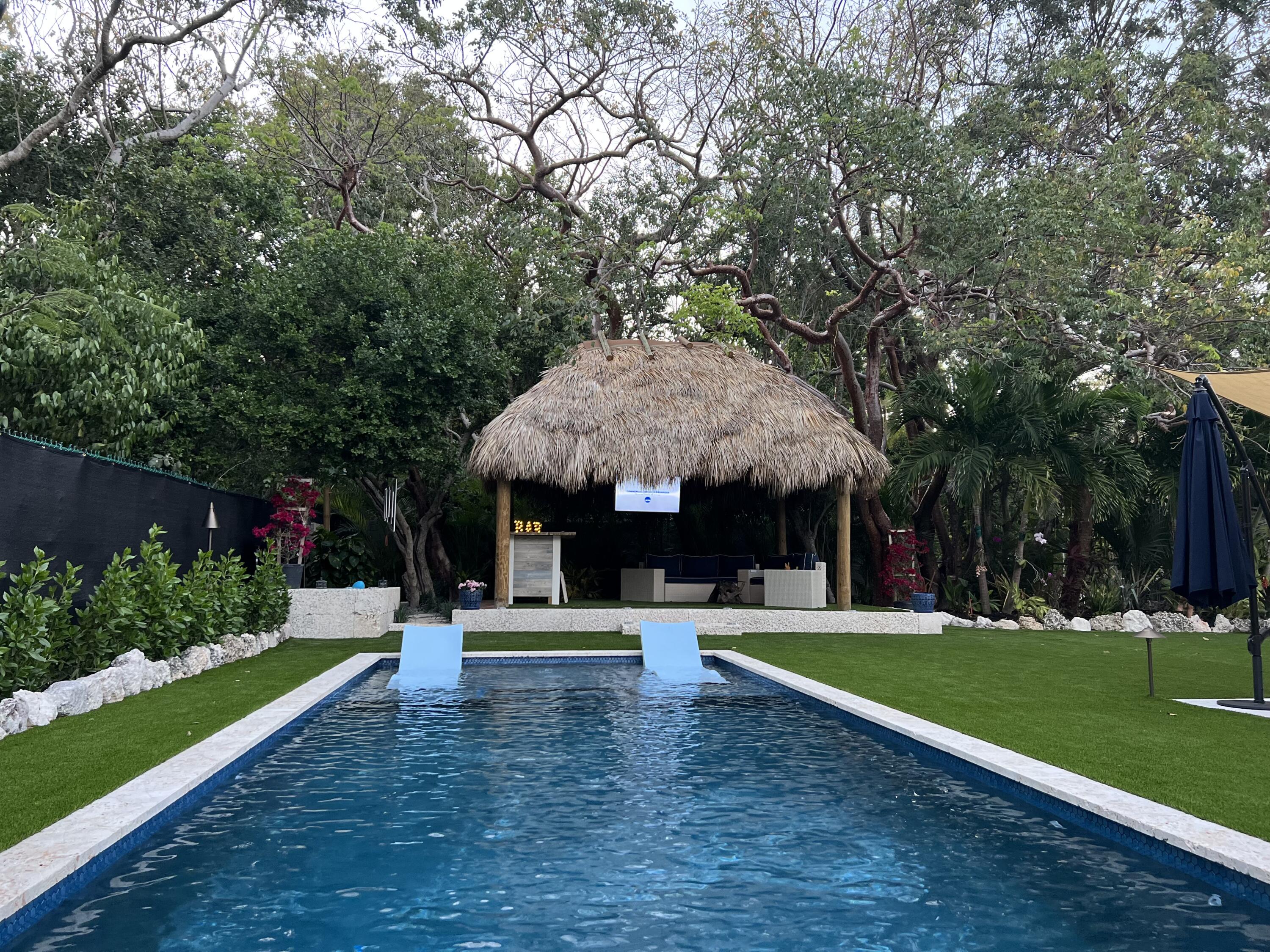 218 Matecumbe Avenue Property Photo 5