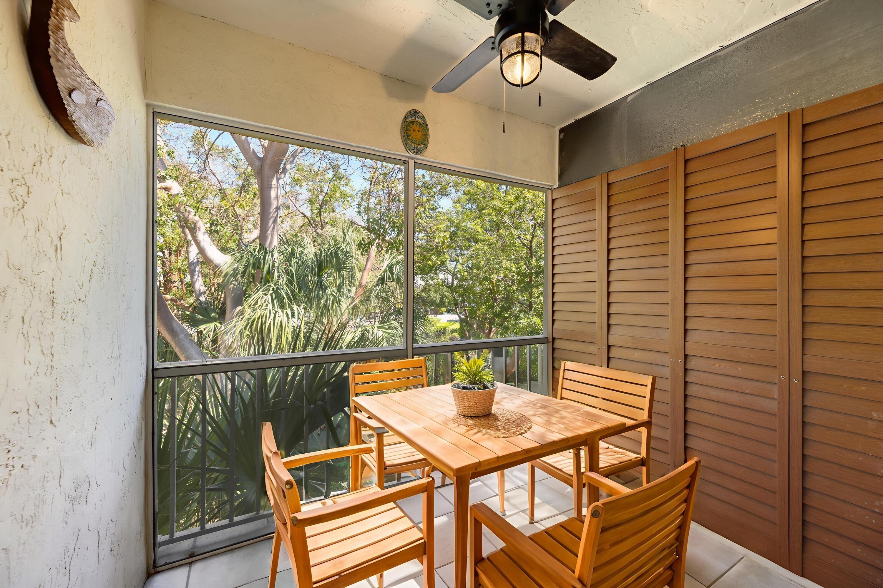 98202 Windward Avenue Condo W/ 30 Ft Boat Slip Property Photo 16