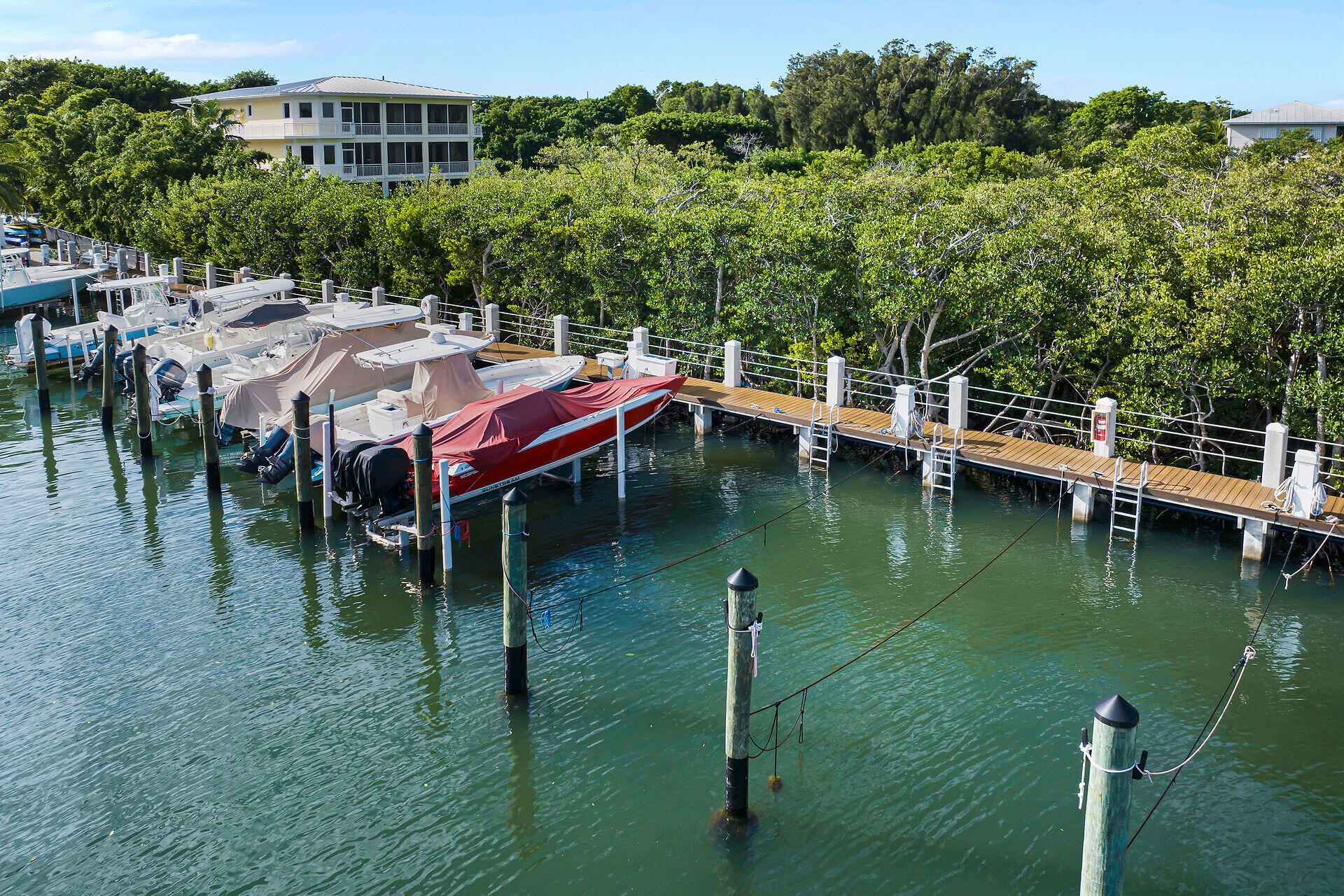 98202 Windward Avenue Condo W/ 30 Ft Boat Slip Property Photo 22