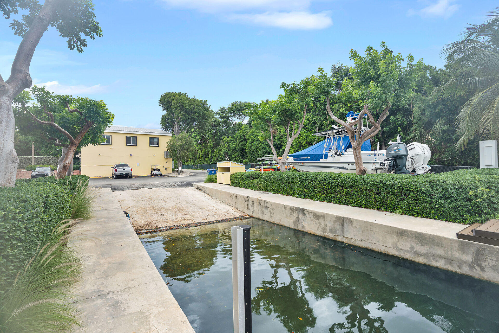 98202 Windward Avenue Condo W/ 30 Ft Boat Slip Property Photo 25