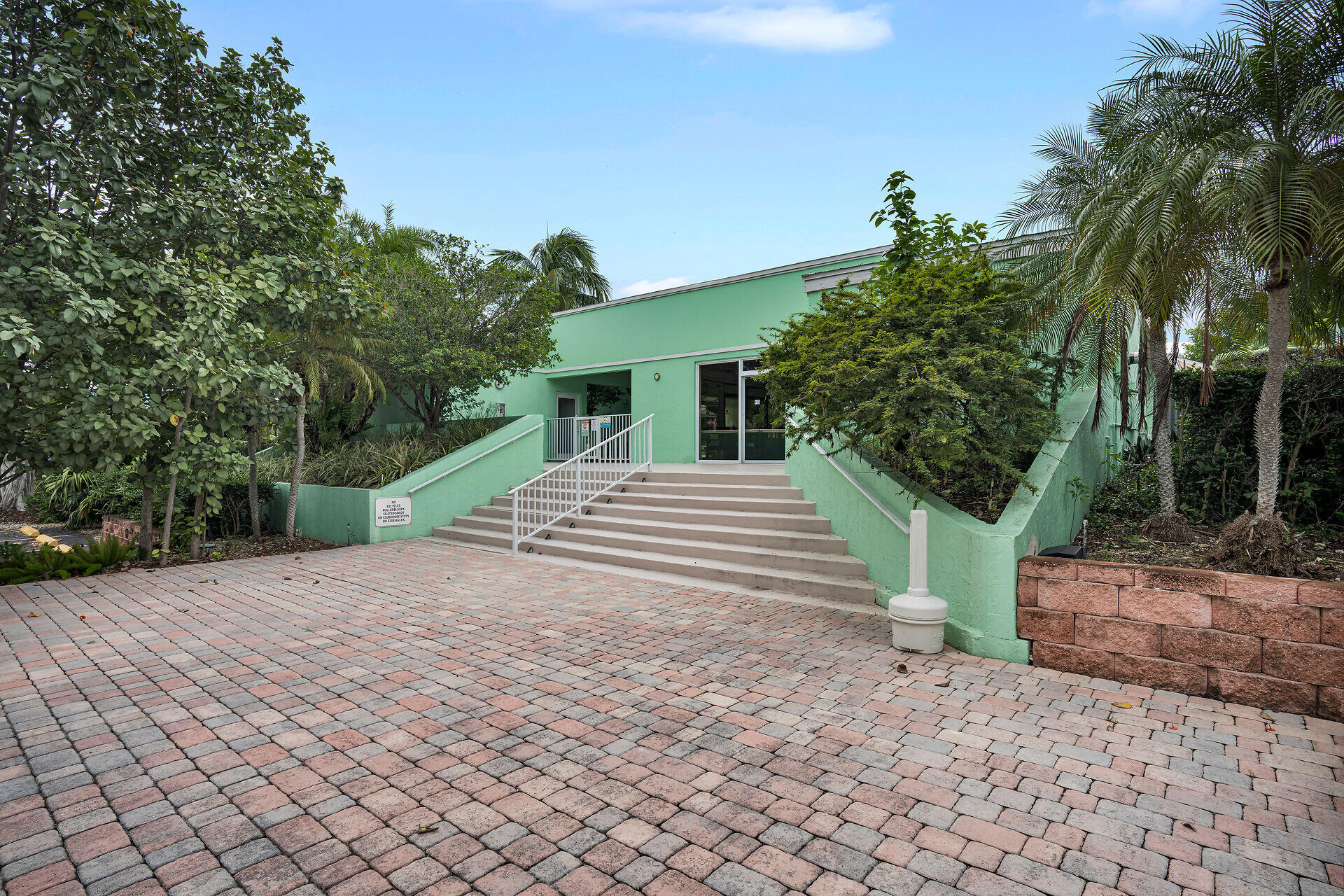 98202 Windward Avenue Condo W/ 30 Ft Boat Slip Property Photo 28