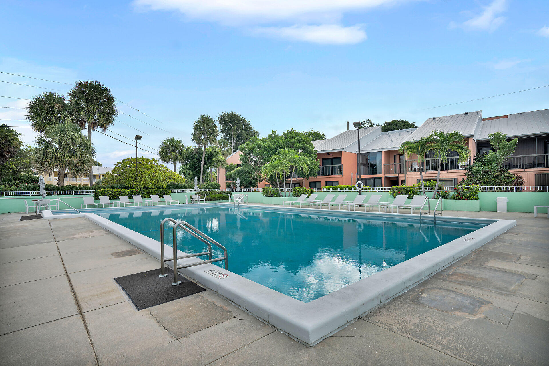 98202 Windward Avenue Condo W/ 30 Ft Boat Slip Property Photo 33
