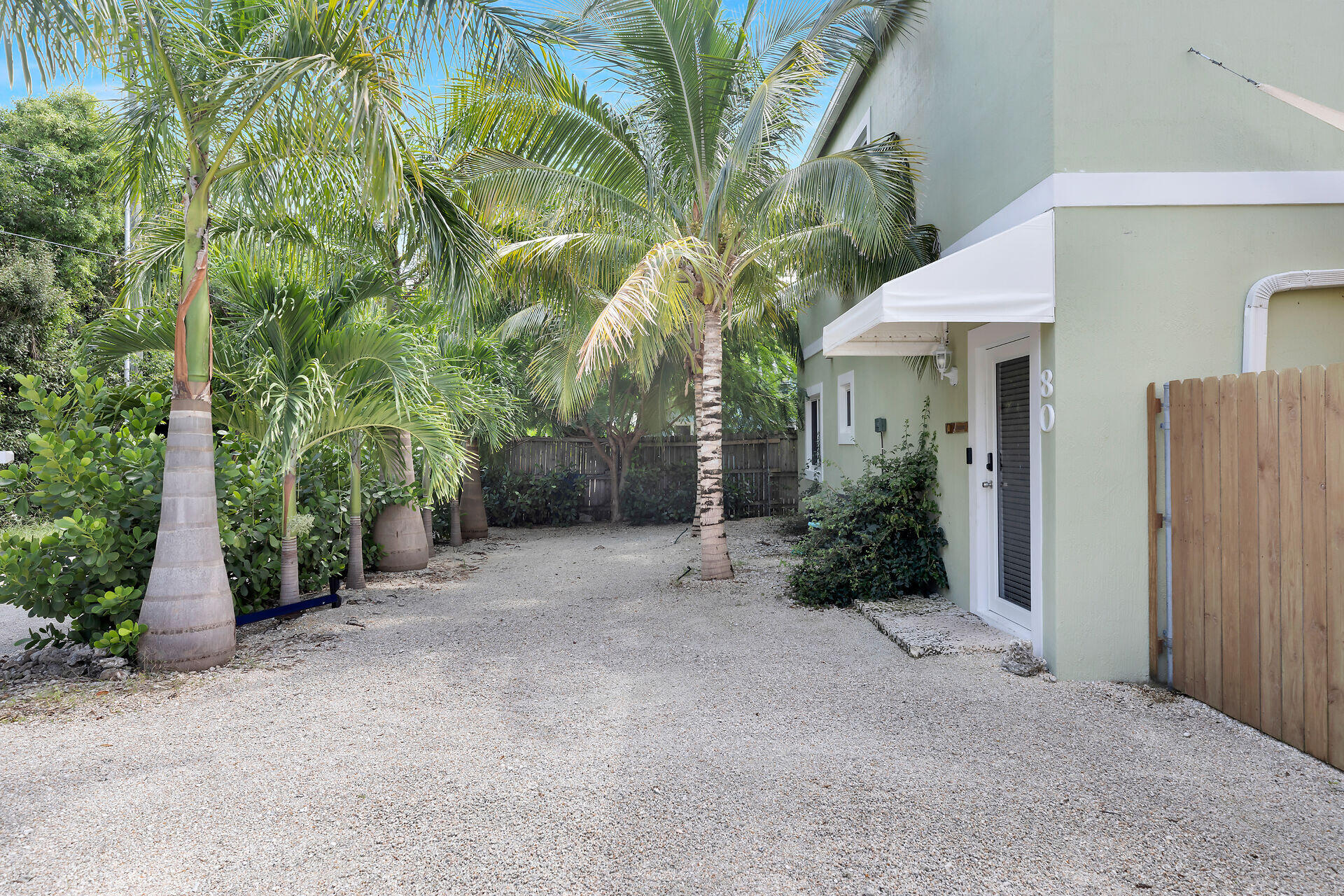 80 Le Grand Drive Property Photo 11