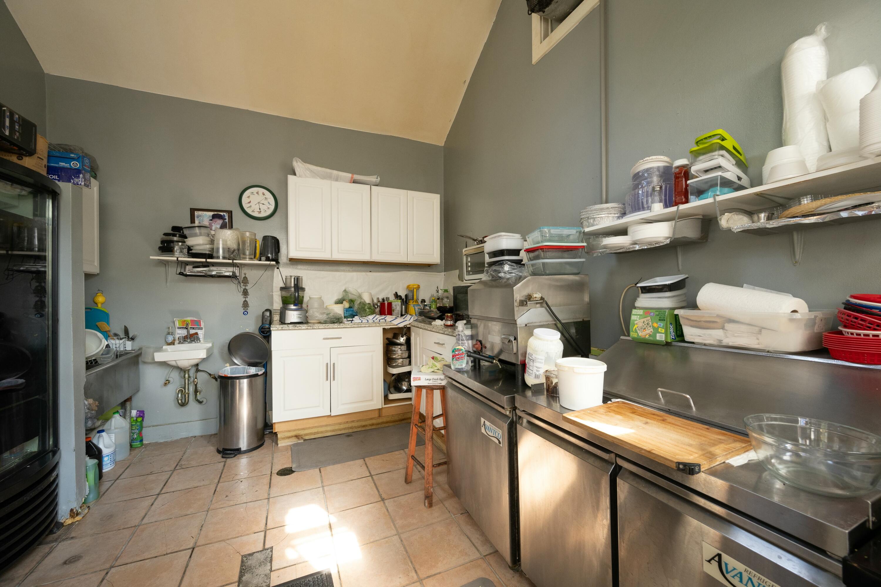 405 Petronia Street Property Photo 46
