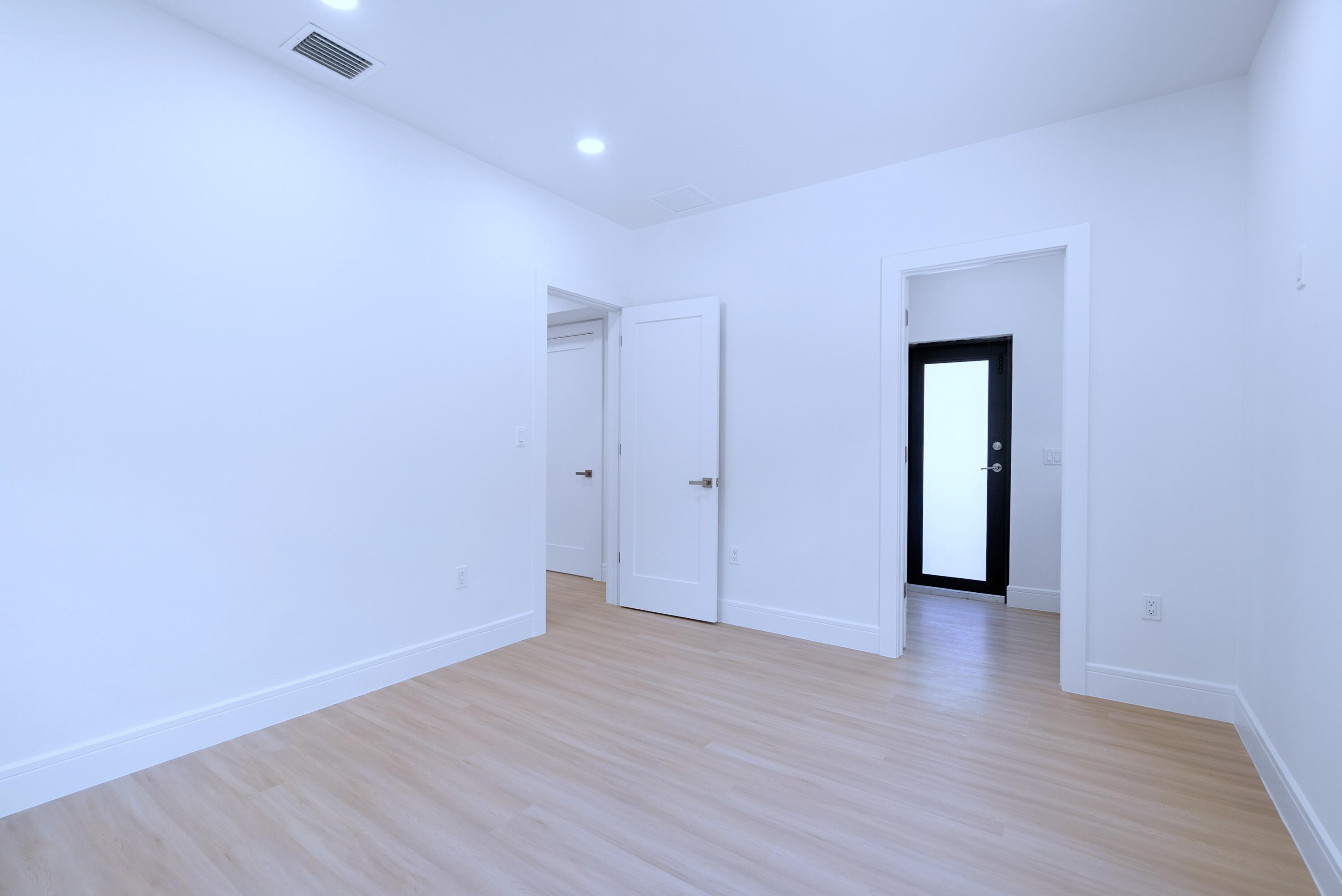 17 Coral Way Property Photo 18