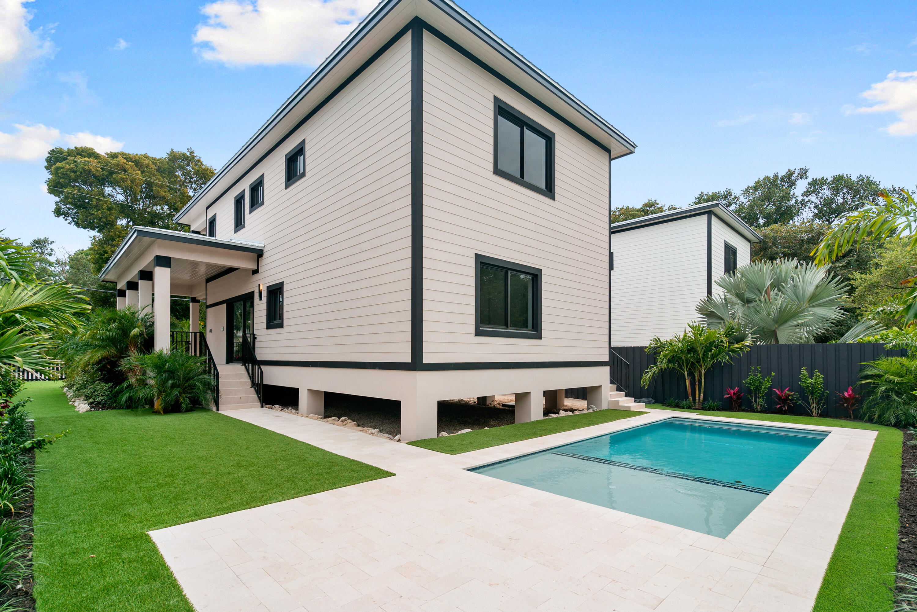 17 Coral Way Property Photo 39